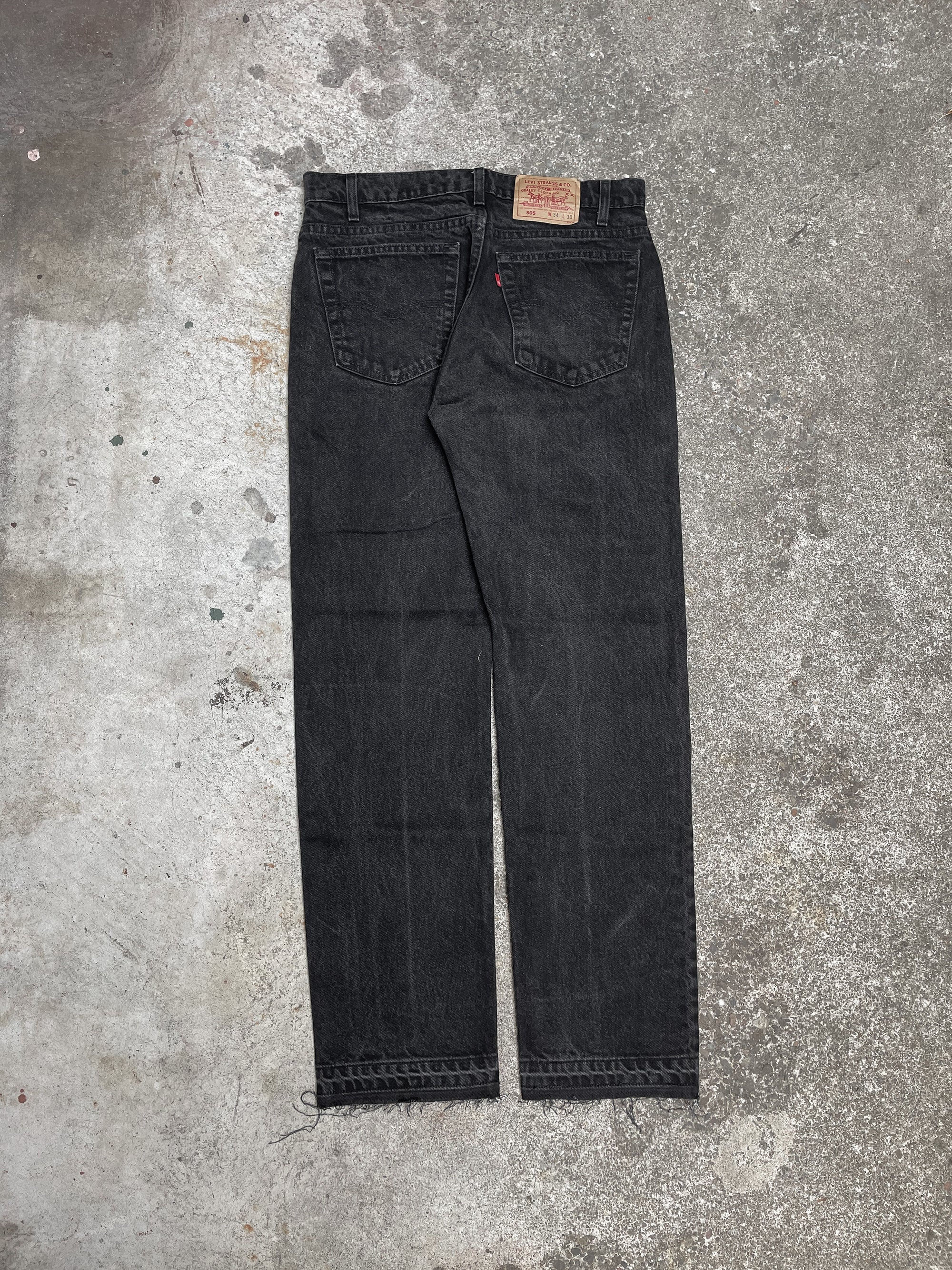 1990s Levi’s Black 505 Released Hem (33X31)