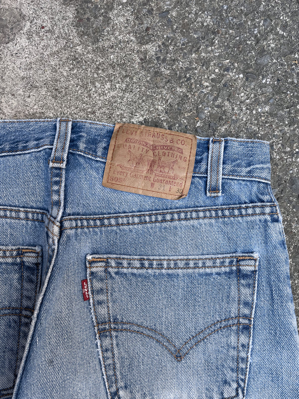 Vintage Levi’s Distressed Faded Blue 505 Released Hem (29X30)