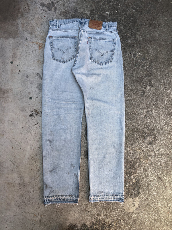 1990s Levis Dirty Faded Stonewash Blue 505 Released Hem (32X30)