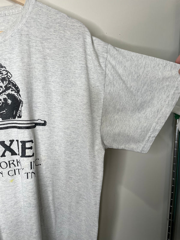 2000s “Dixie Gun Works” Tee (XL)