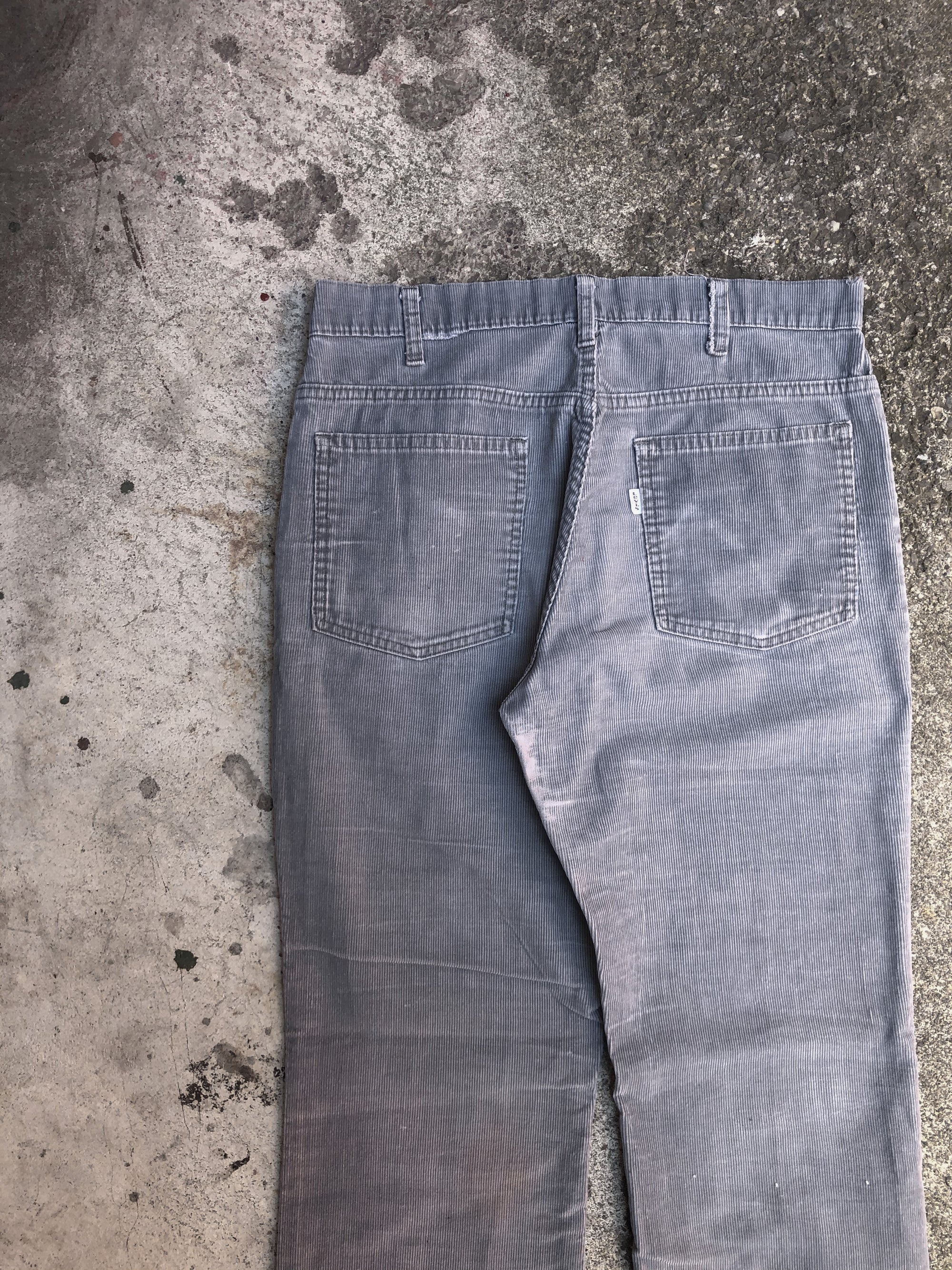 1970s Levis Faded Grey Corduroy 646 Talon Zip Flares (33X32)