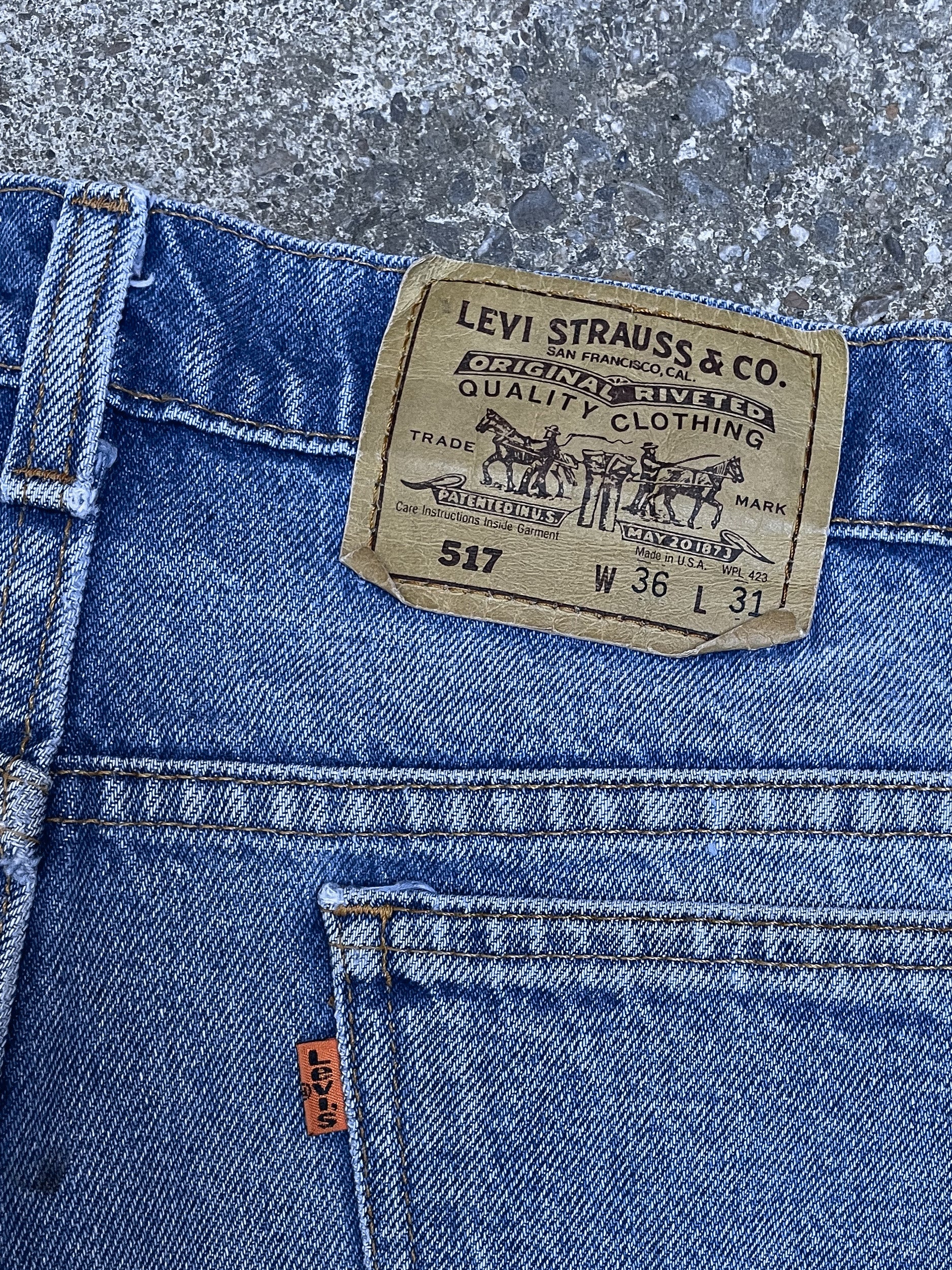 1990s Orange Tab Levi’s Faded Blue 517 (35X29)