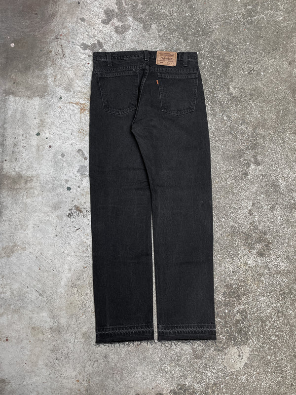 1990s Orange Tab Levi’s Black 505 Released Hem (32X30)