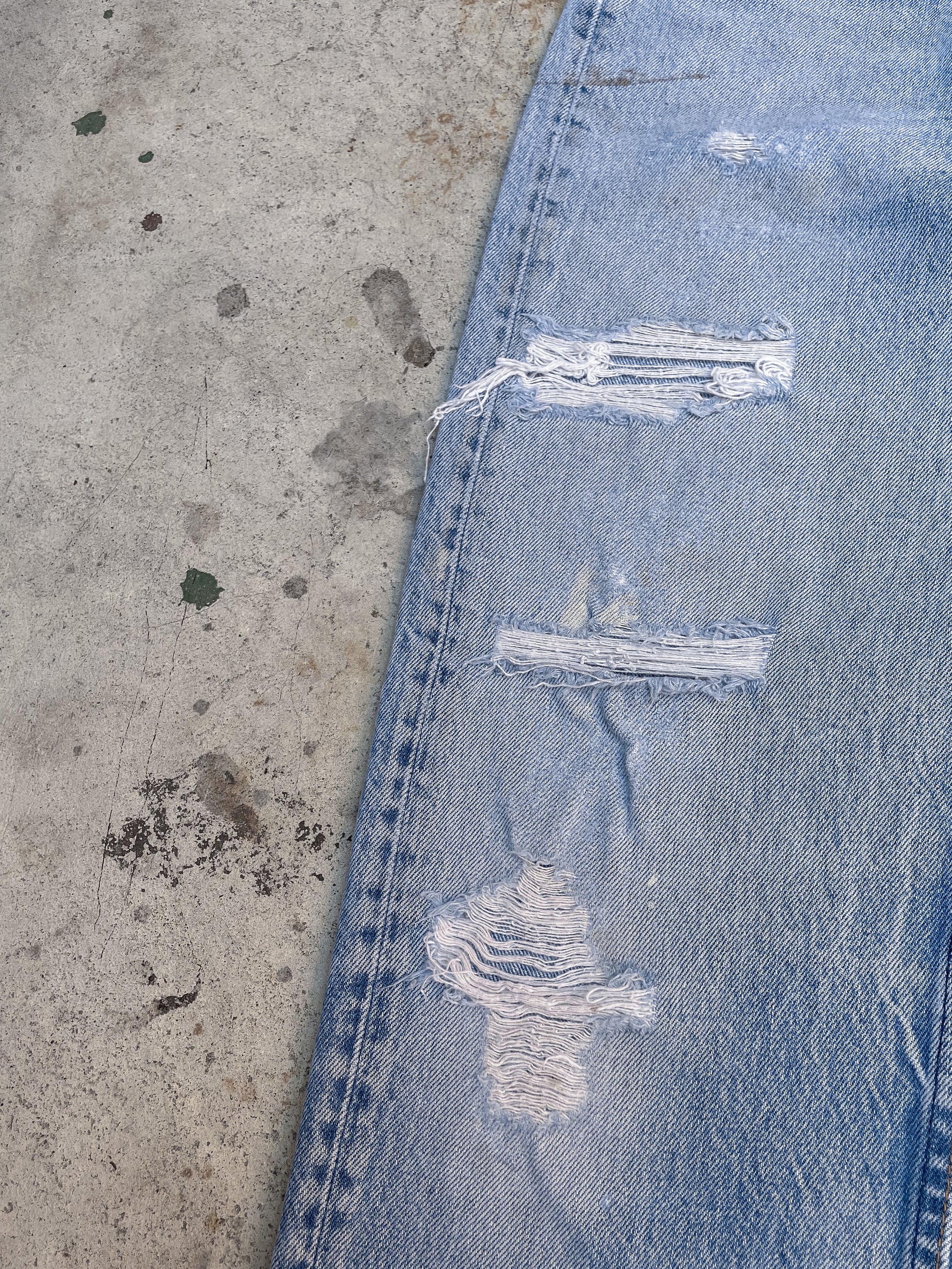 1990s Levi’s Distressed Faded Blue 501XX (30X28)