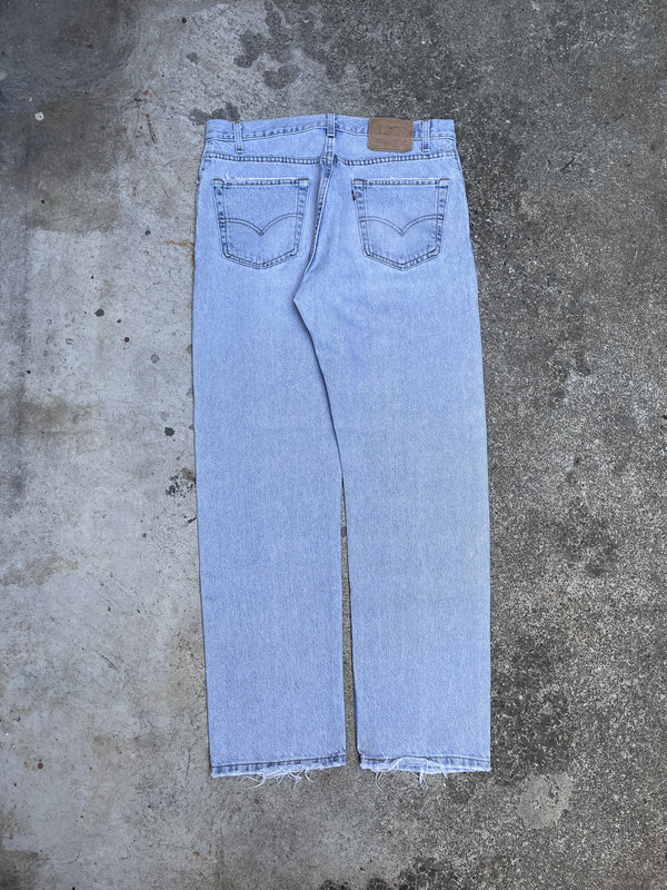 Vintage Levi’s Faded Blue 505 (35X31)