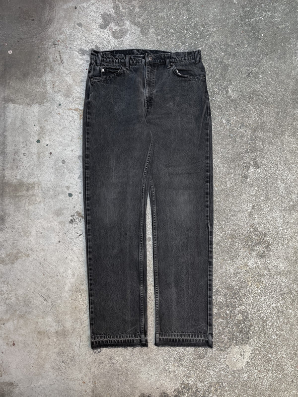 1990s Orange Tab Levi’s Faded Black 505 Released Hem (34X32)