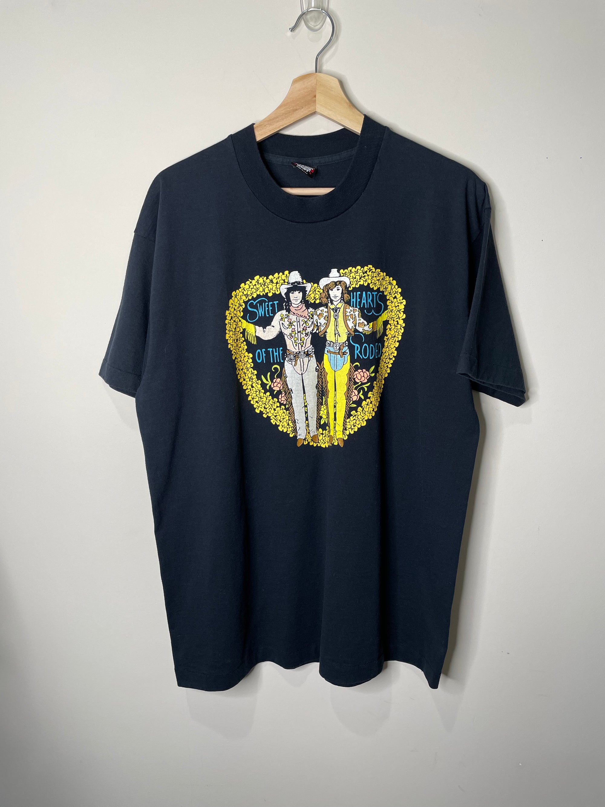 1990s Buffalo Zone “Sweethearts of the Rodeo” Single Stitched Tee (L/XL)