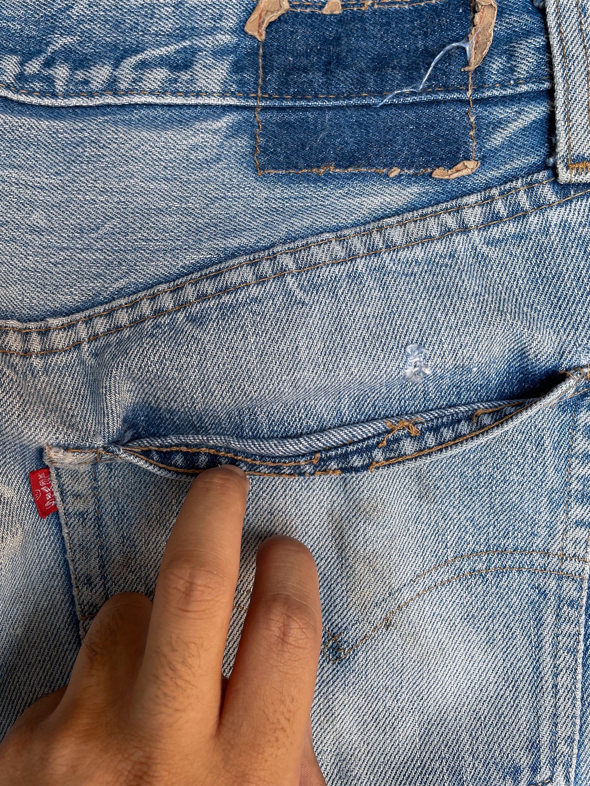 1970s Levi’s Repaired Faded Blue 501 Selvedge (33X31)