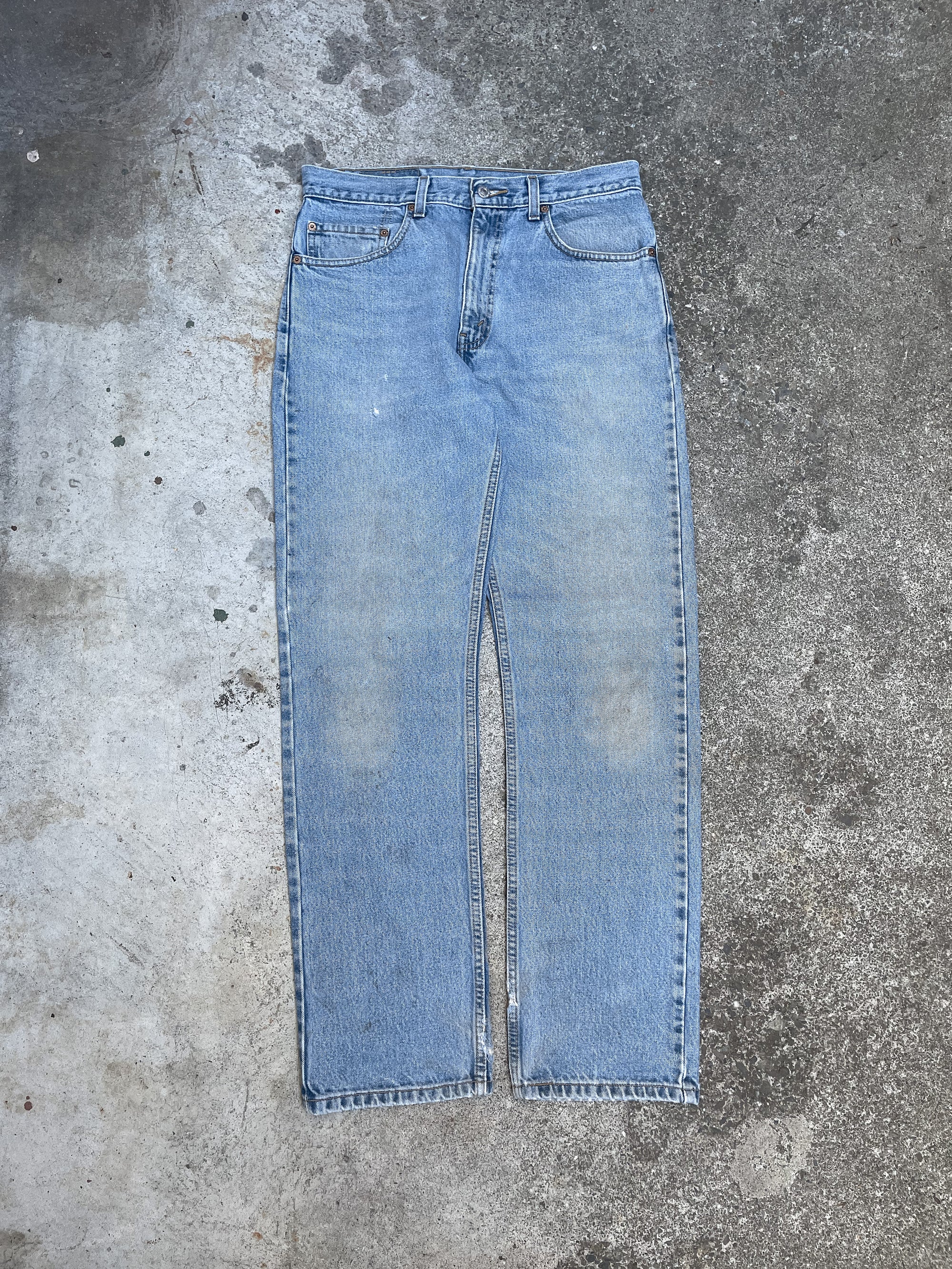 Vintage Levi’s Faded Blue 505 (32X31)