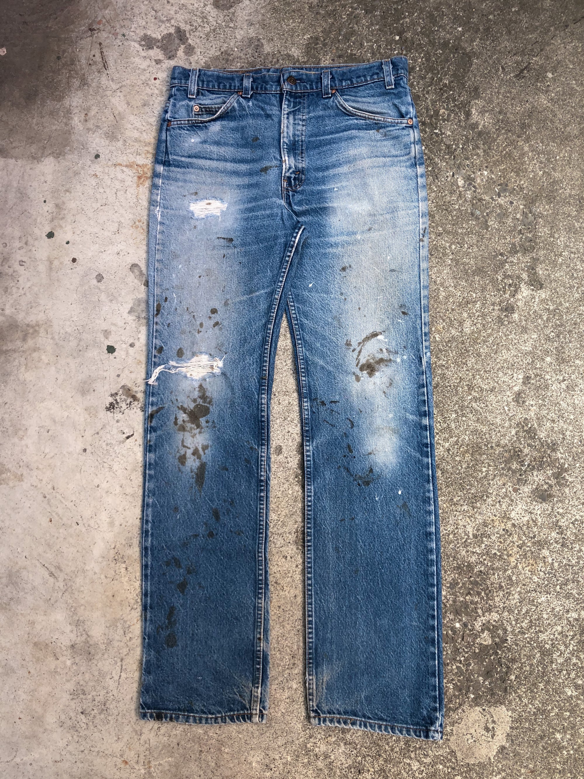 1990s Orange Tab Levis Distressed Dirty Blue 517 (32X32)