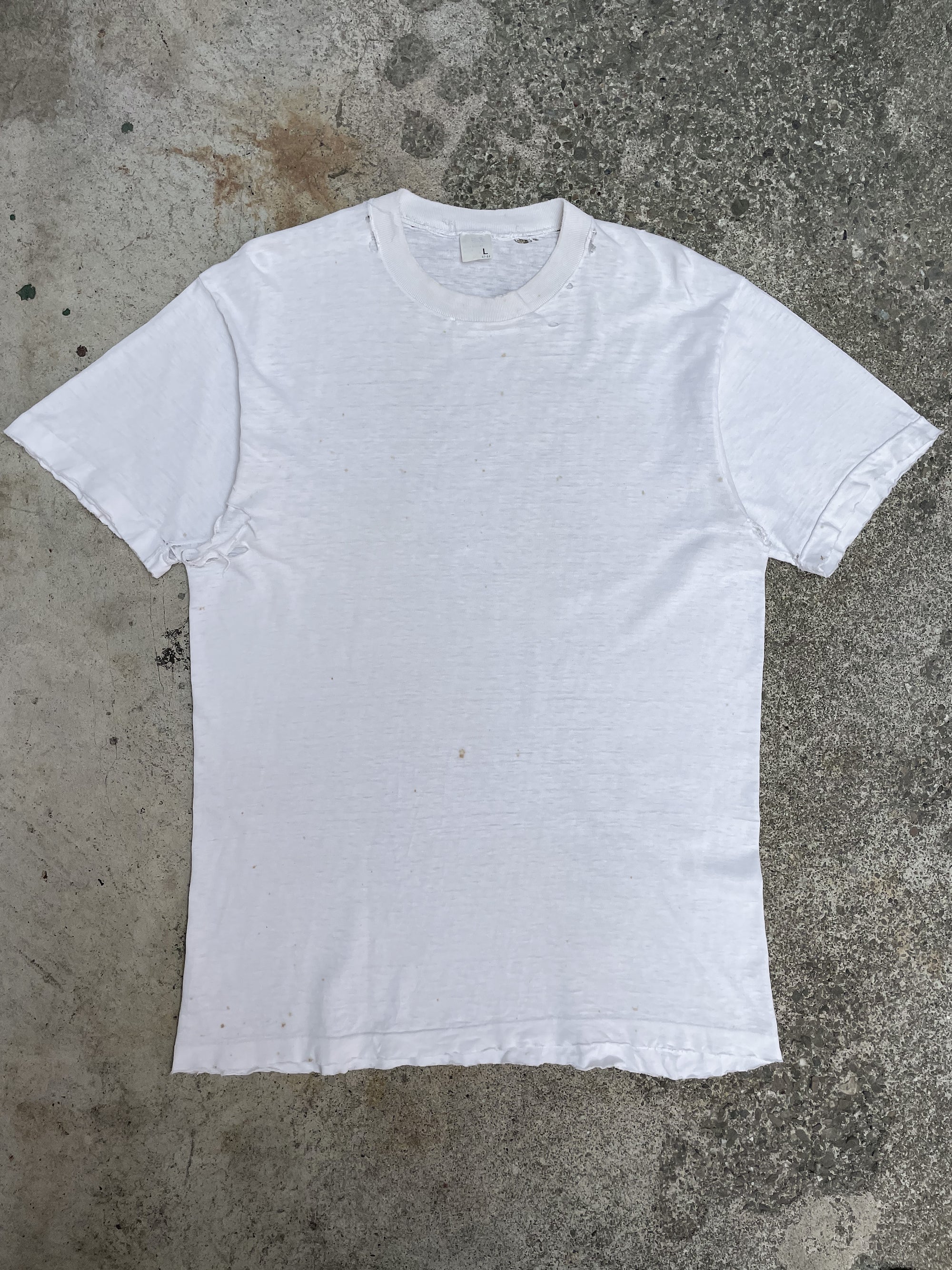 1980s Thin Distressed White Single Stitched Tee