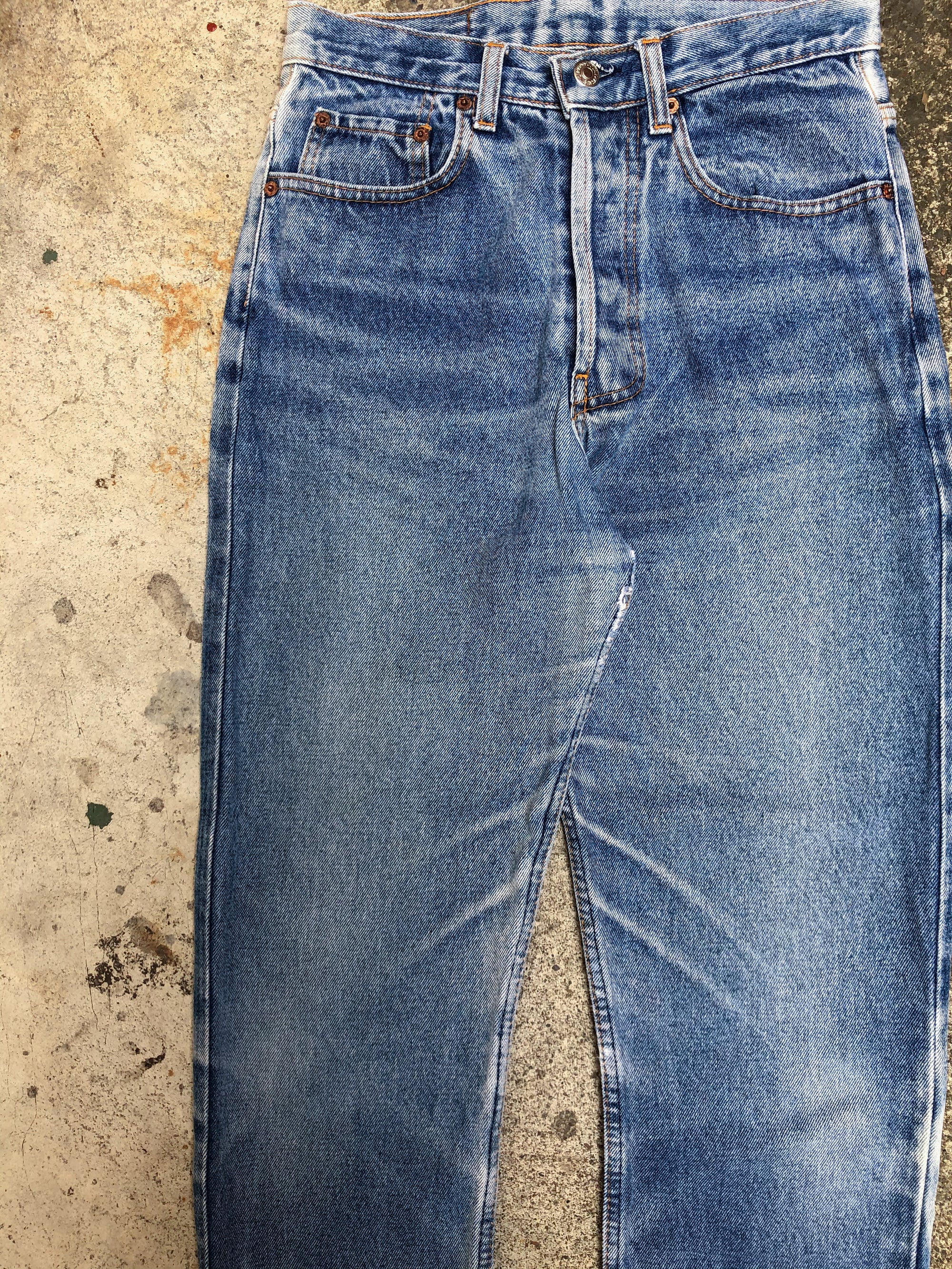 1990s Levis Sun Faded Blue Raw Hem 501 (28X26)