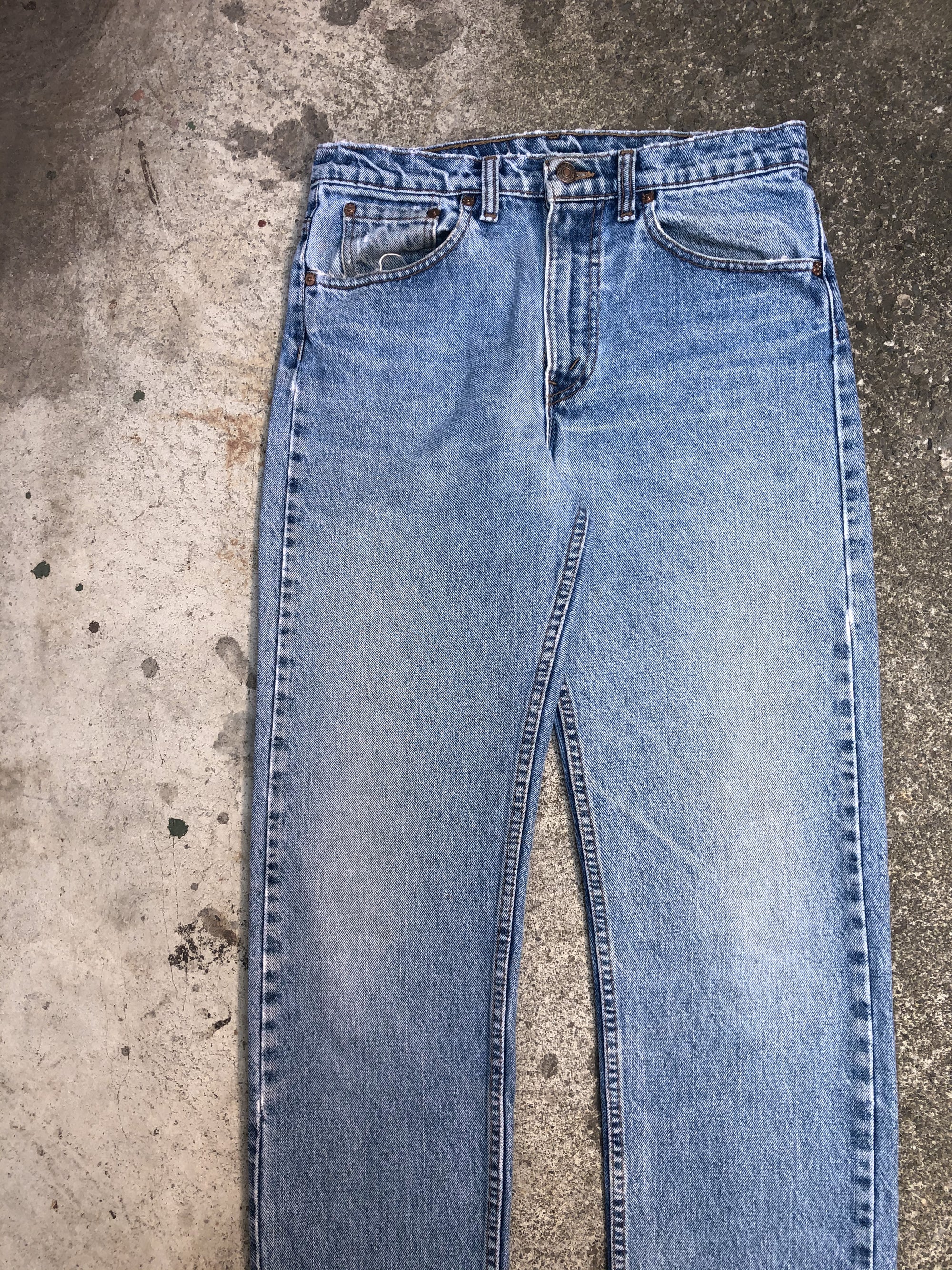 1990s Levis Faded Blue 505 (31X34)