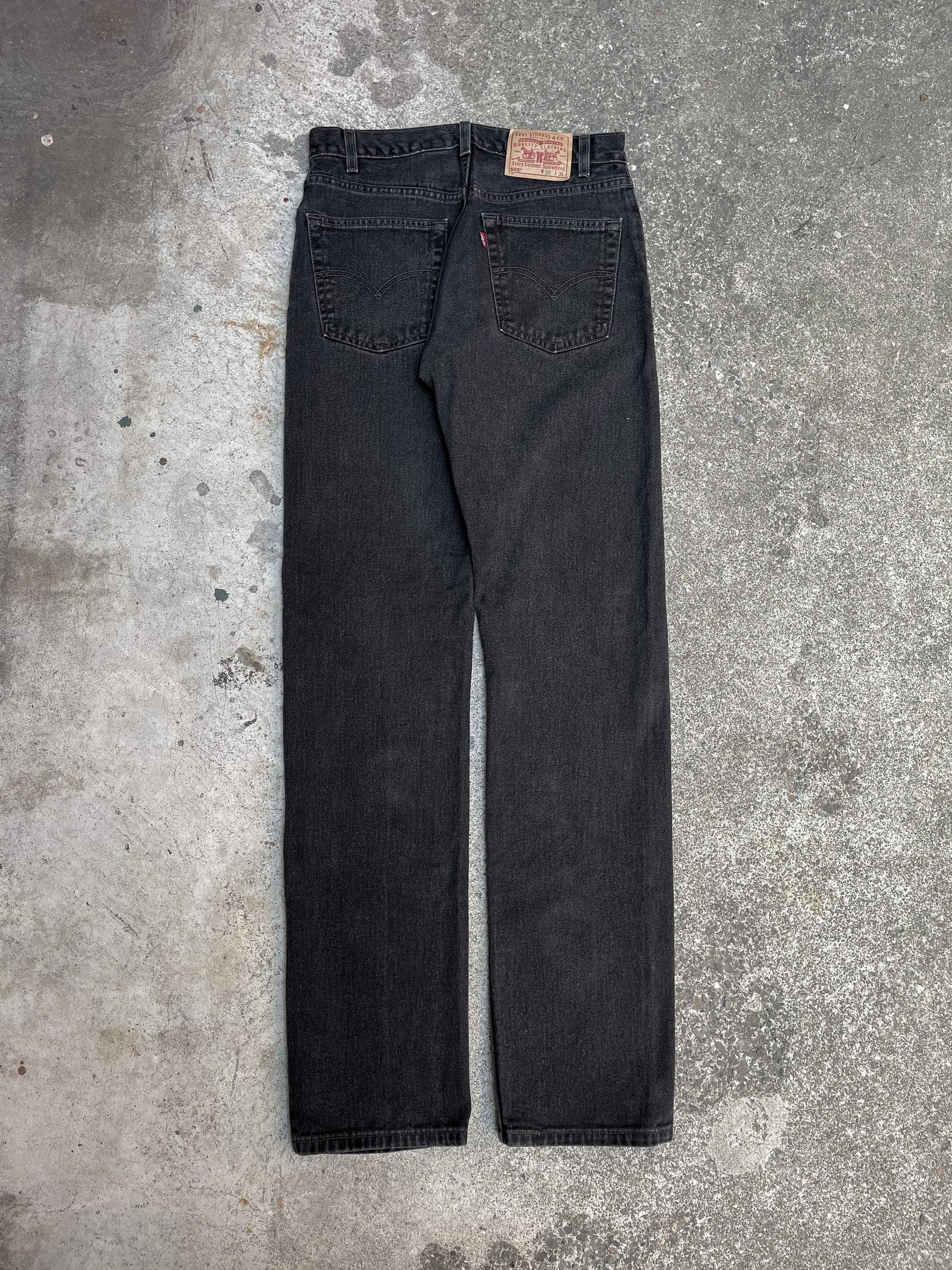 Vintage Levi’s Faded Black 505 (31X35)