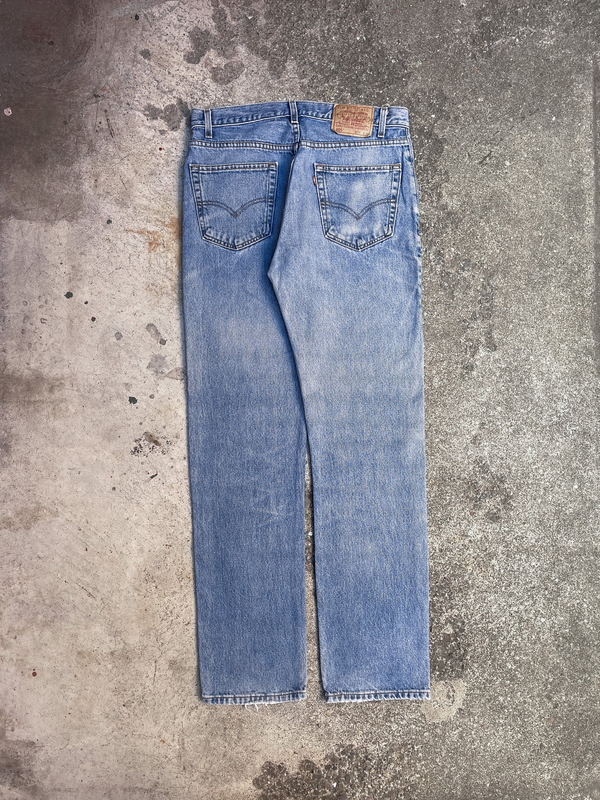 Vintage Levi’s Faded Blue 505 (33X33)