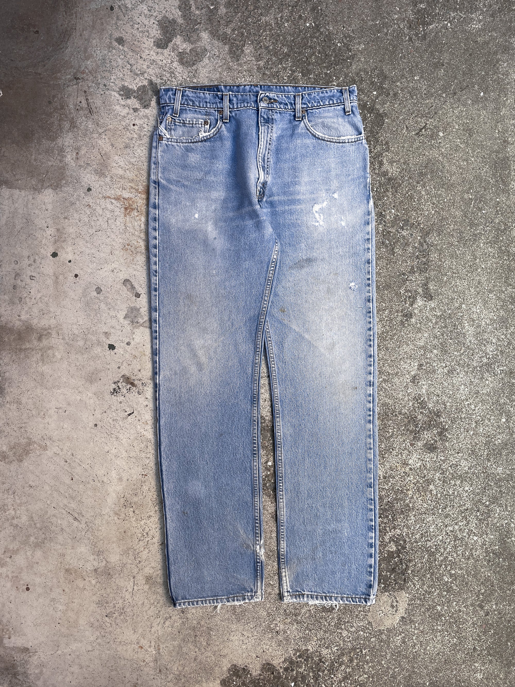 Vintage Levi’s Faded Blue 505 (34X33)