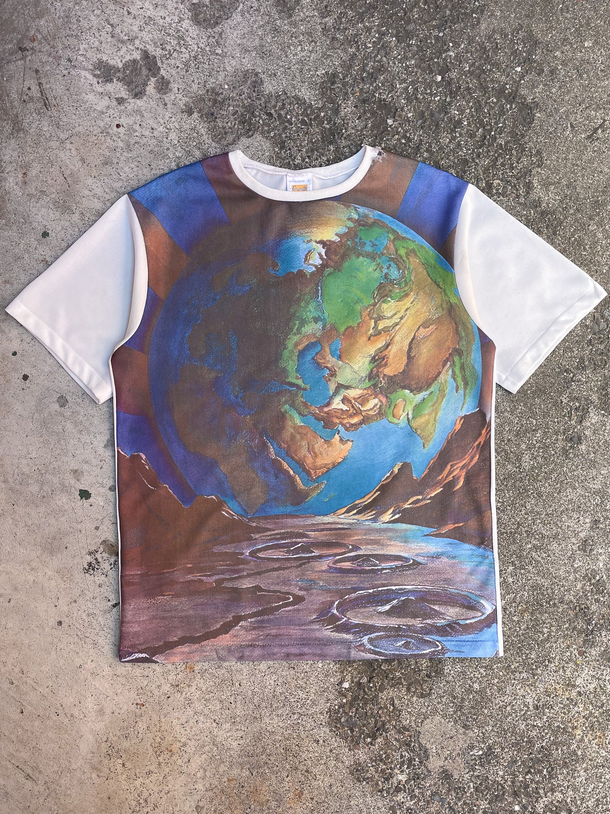 1970s “Views From Mars” Tee (M)