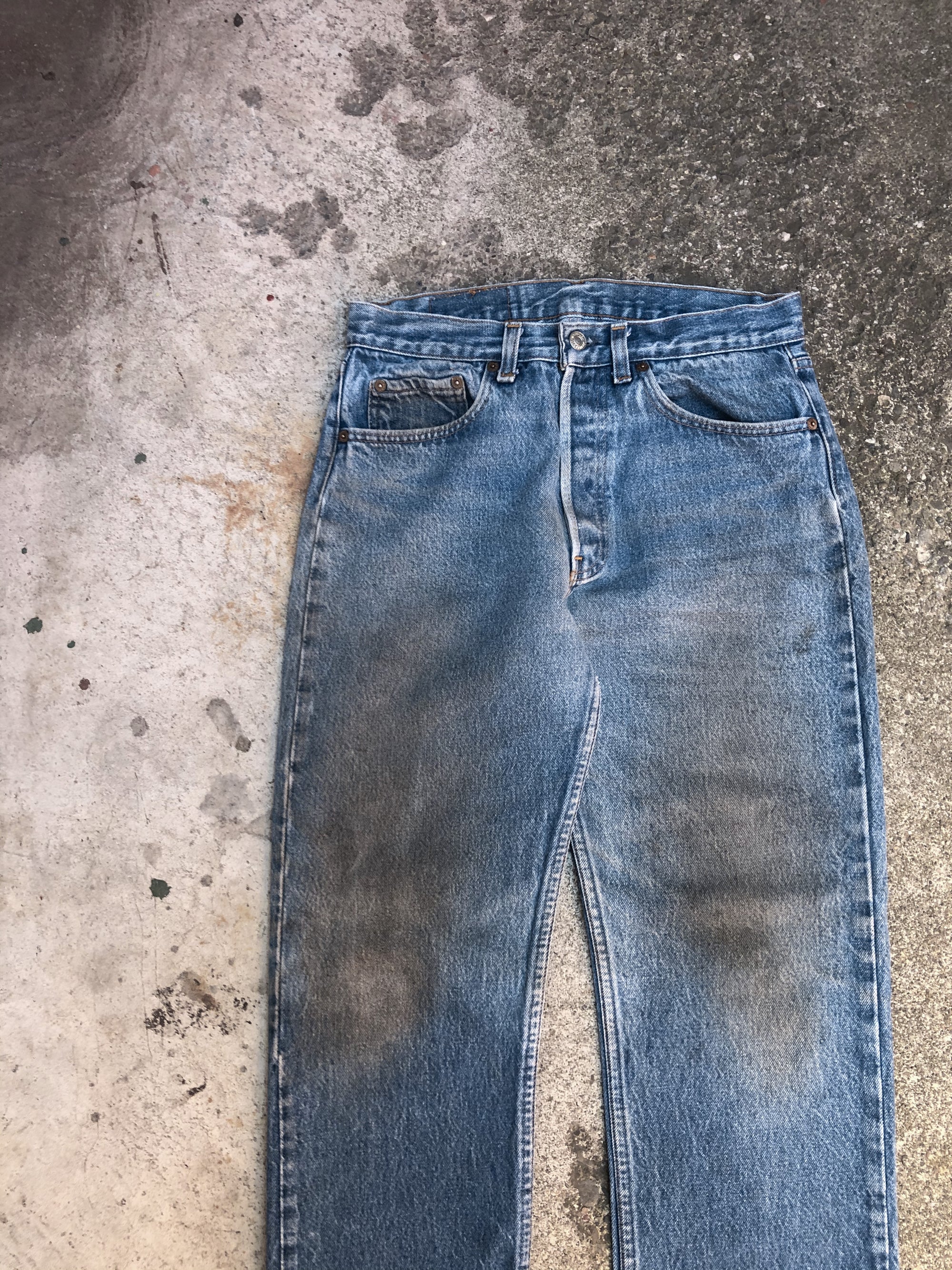 1980s Levis Dirty Faded Blue 501 Released Hem (29X29)