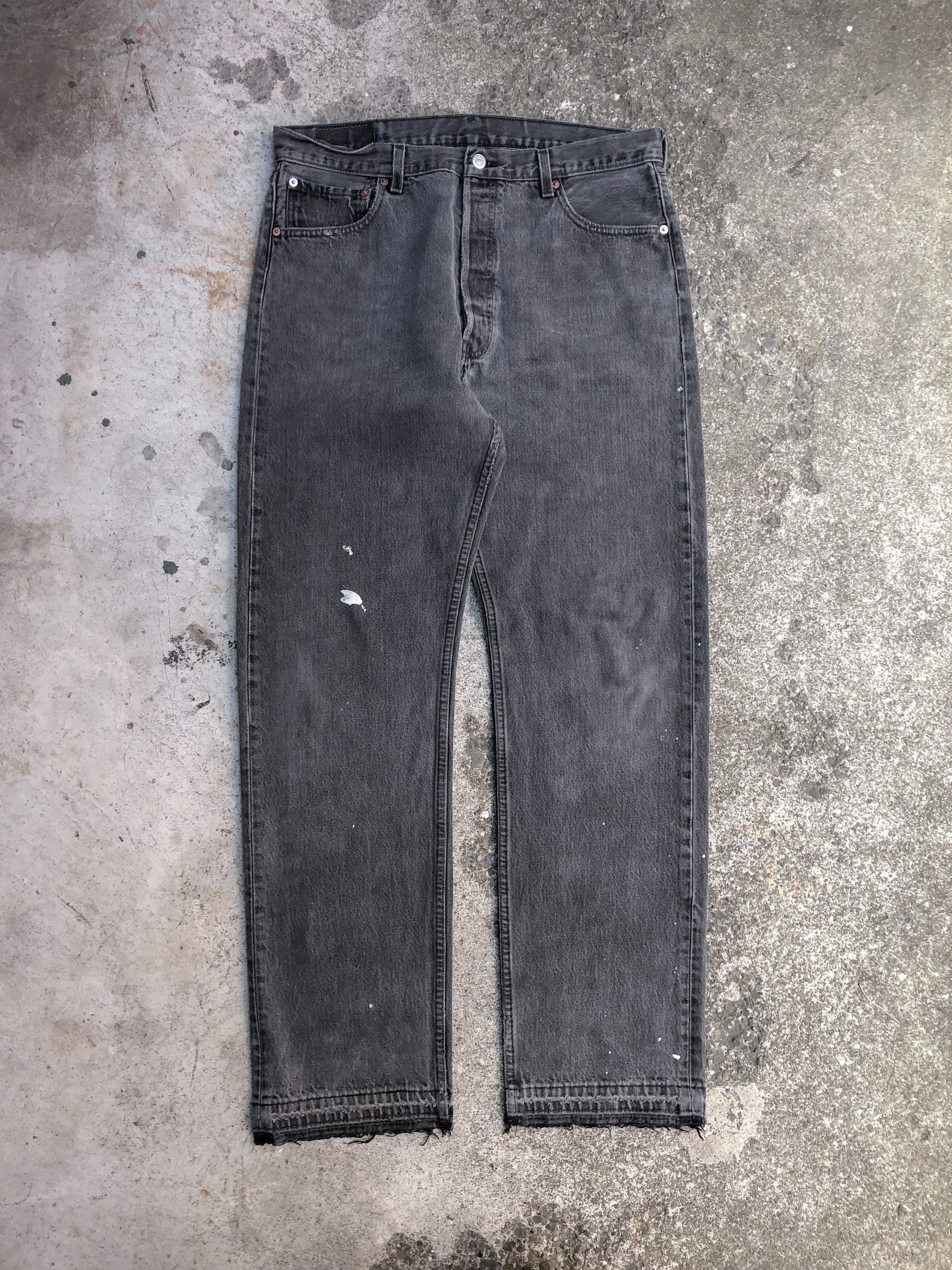 1990s Levis Repaired Faded Charcoal Grey 501 Released Hem (34X32)