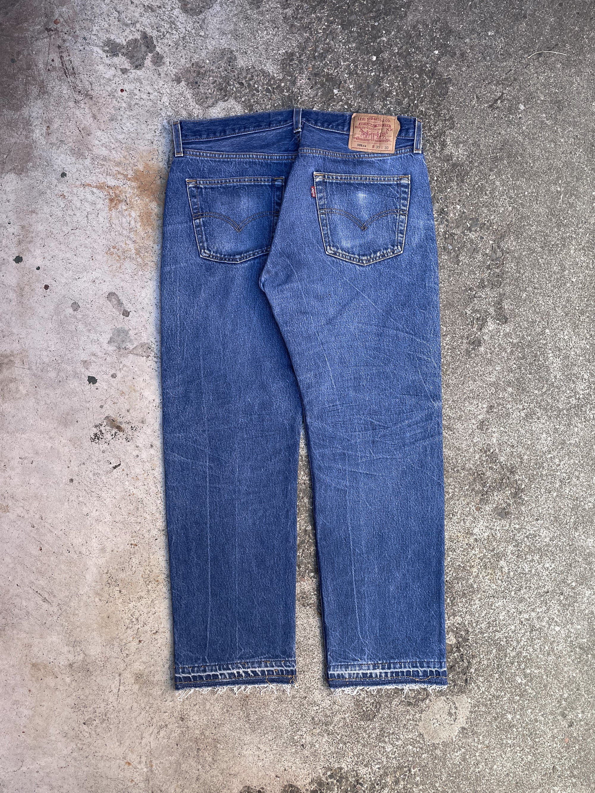 Vintage Levi’s Worn In Blue 501xx Released Hem (32X27)