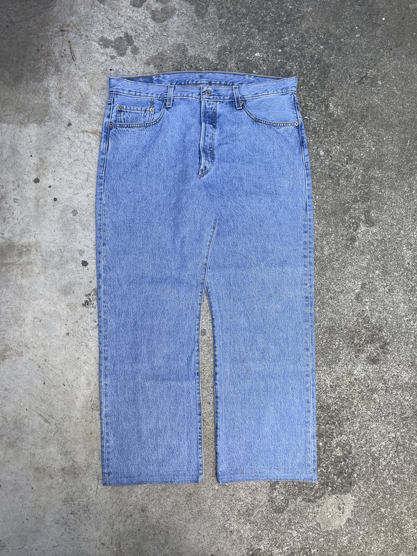 Vintage Levis Blue 501 (37X27)