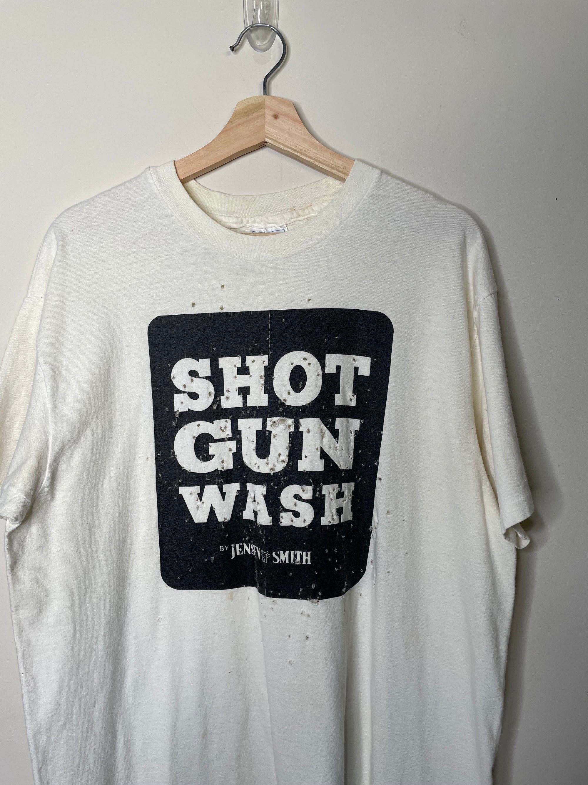 1990s “Jensen Smith” Shotgun Distressed Single Stitched Hanes Beefy Tee (L/XL)