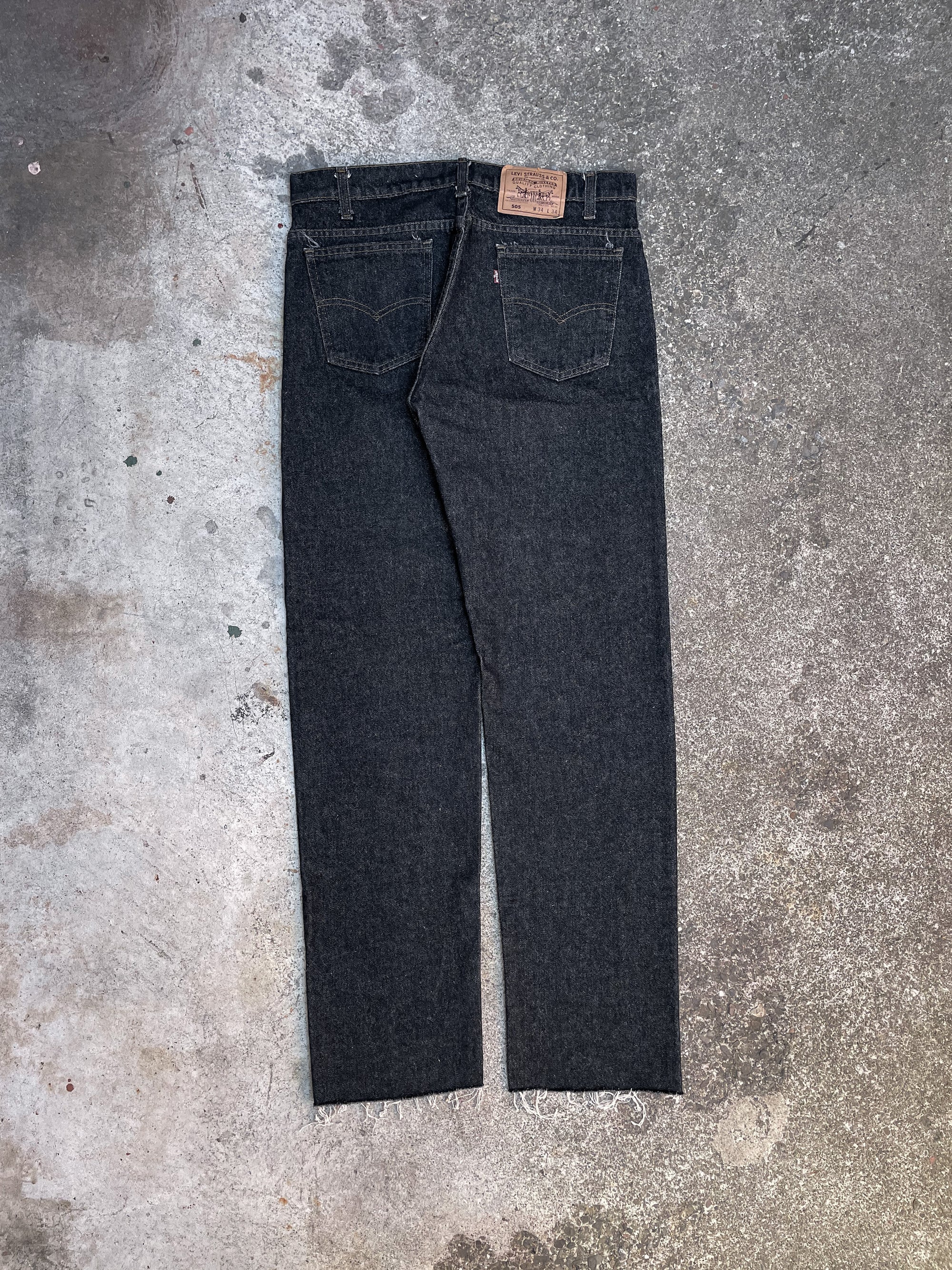 1990s Levi’s Dark Charcoal 505 Raw Hem (33X32)