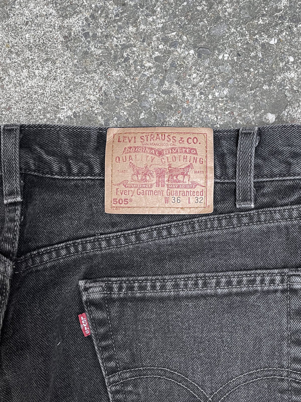 Vintage Levi’s Faded Black 505 Released Hem (34X31)