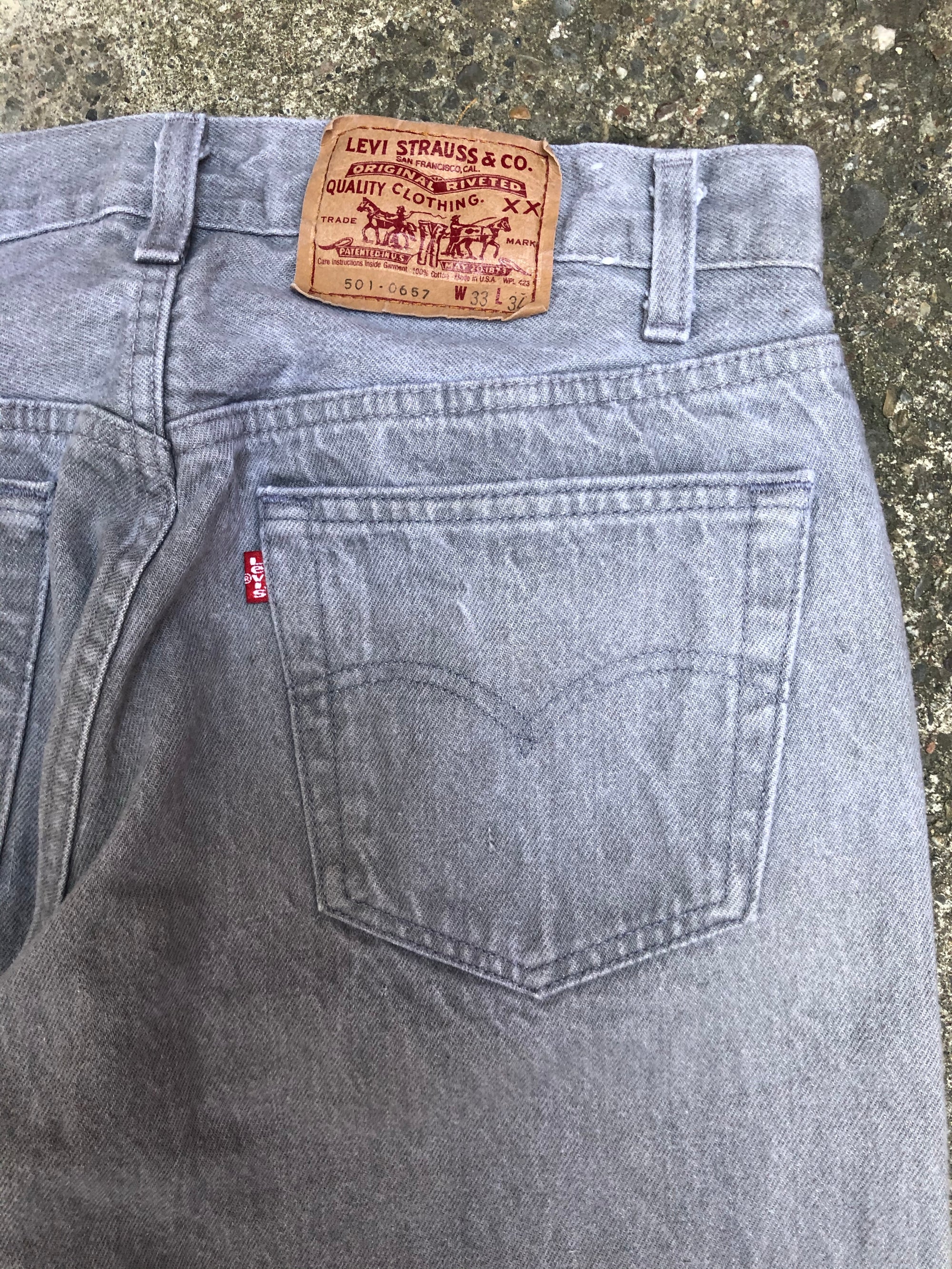 1990s Levis Cement Grey Released Hem 501 (31X34)