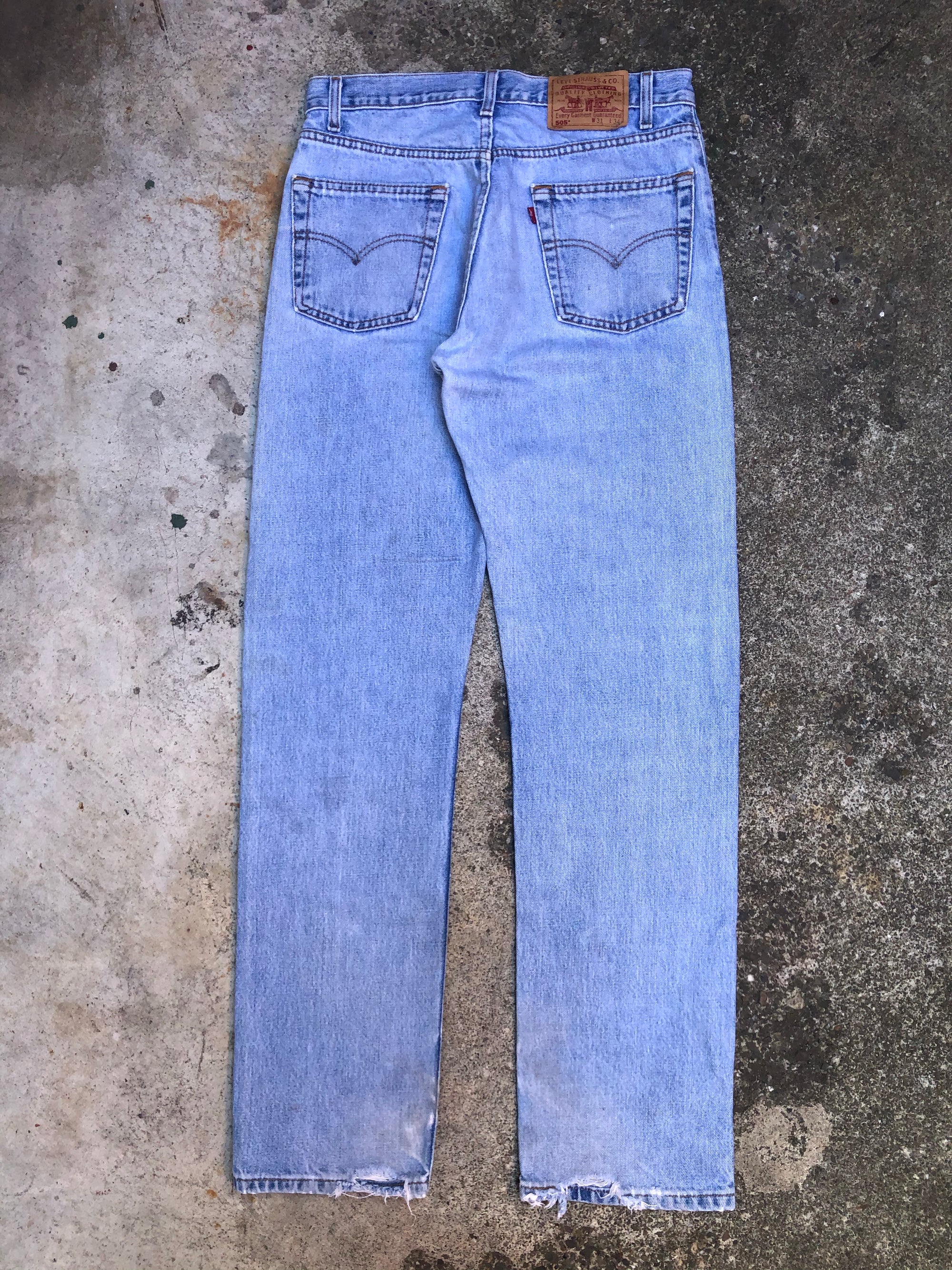 1990s Levis Faded Blue 505 (30X32)