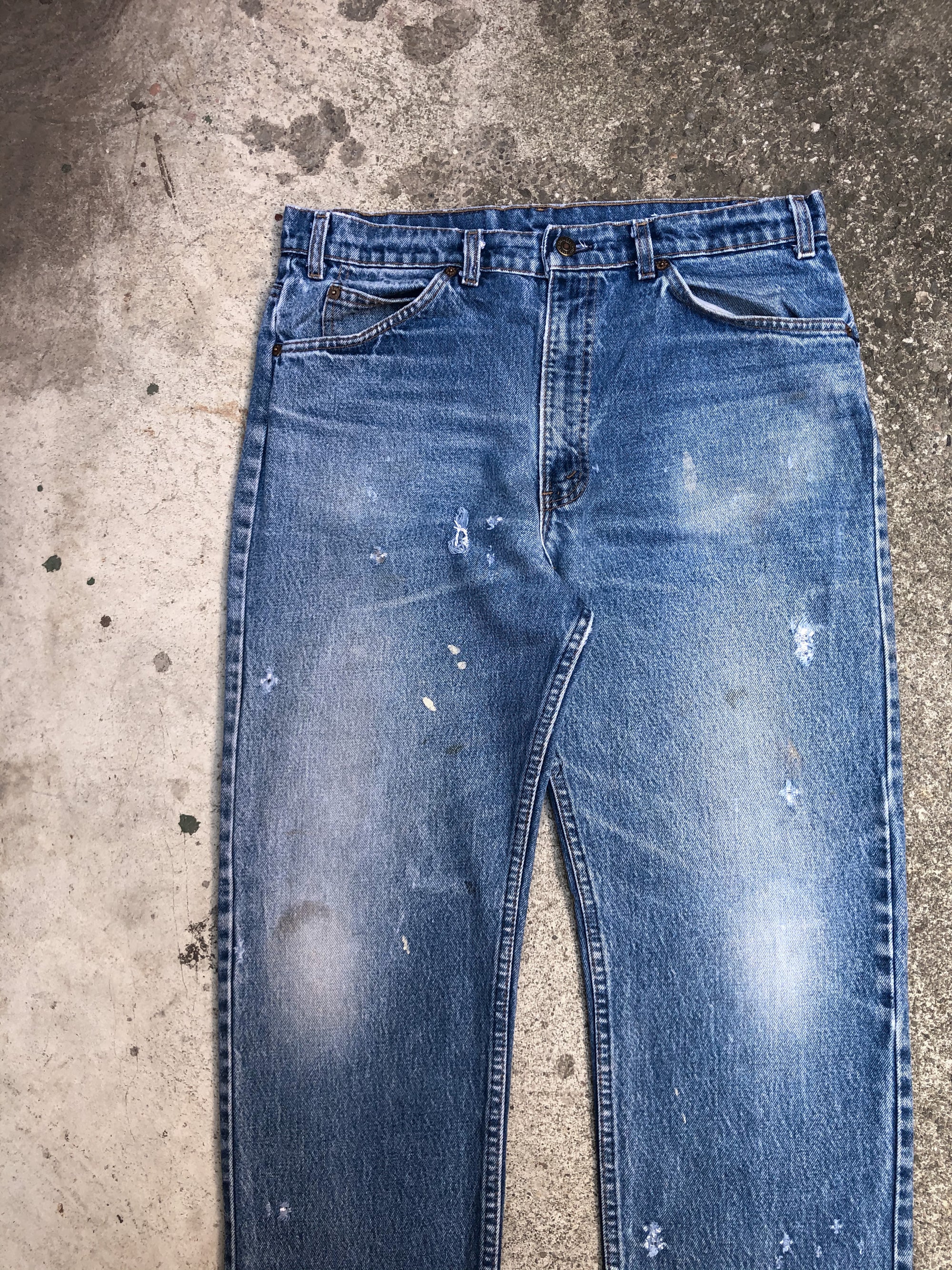 1980s Orange Tab Levis Worn In Blue 509 Released Hem (34X29)