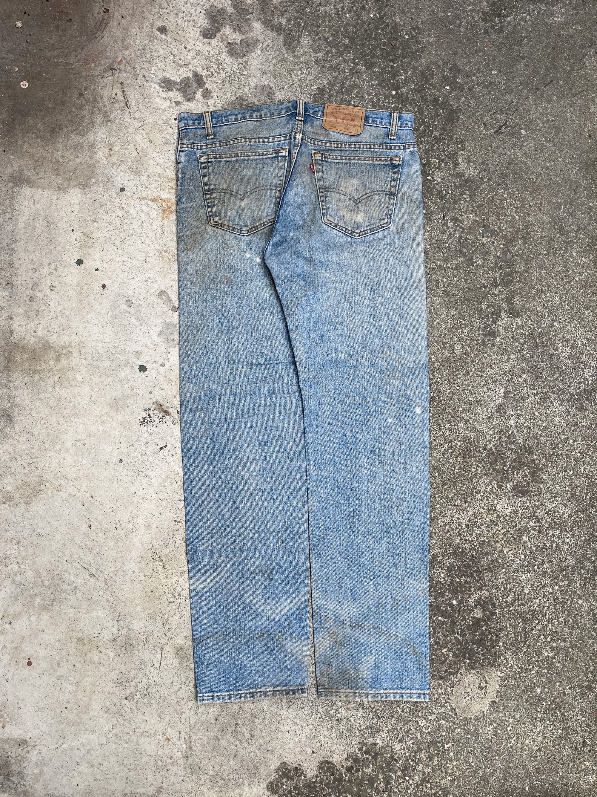 1990s Levi’s Dirty Faded Blue 505 (36X31)