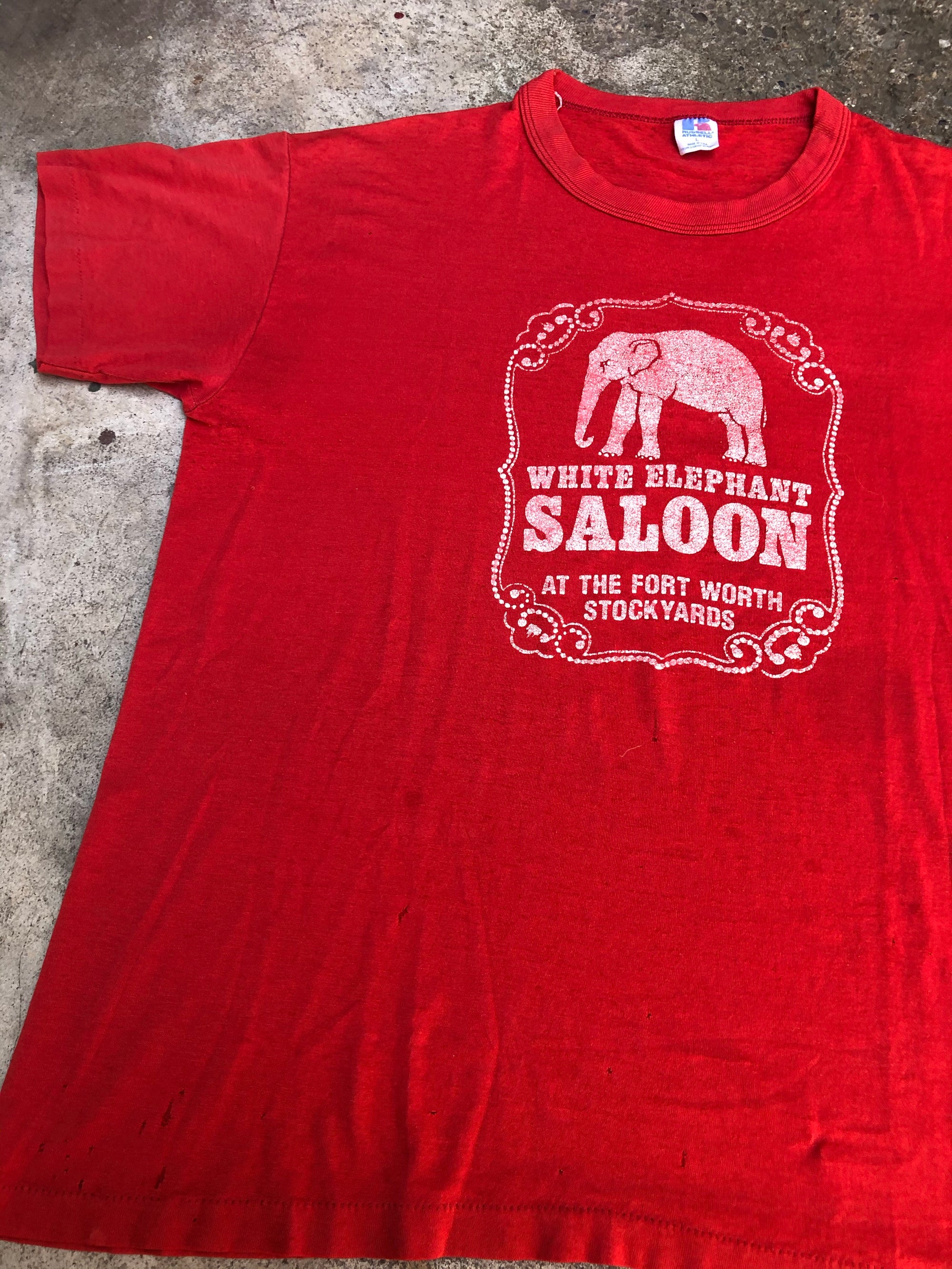1980s Russell Red "White Elephant Saloon" Tee