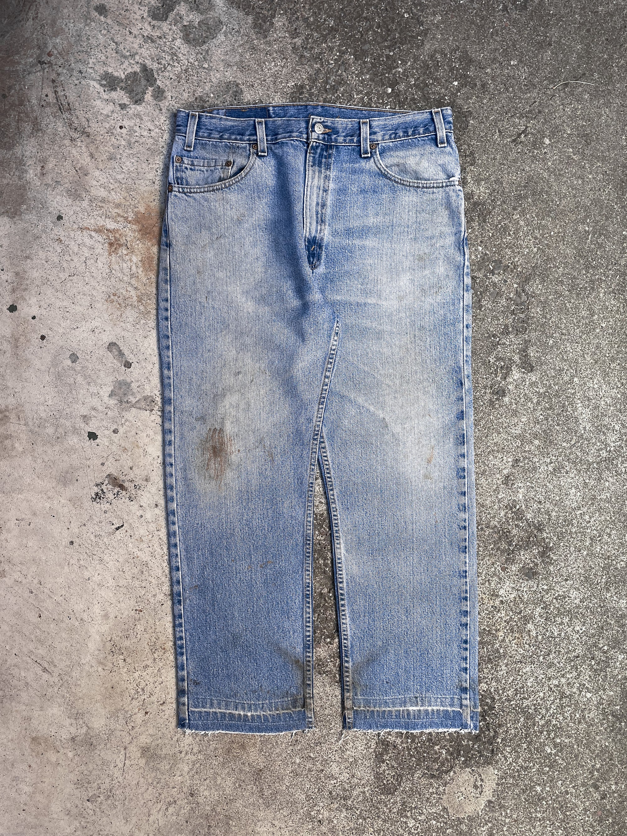 Vintage Levi’s Faded Blue 505 Released Hem (34X27)