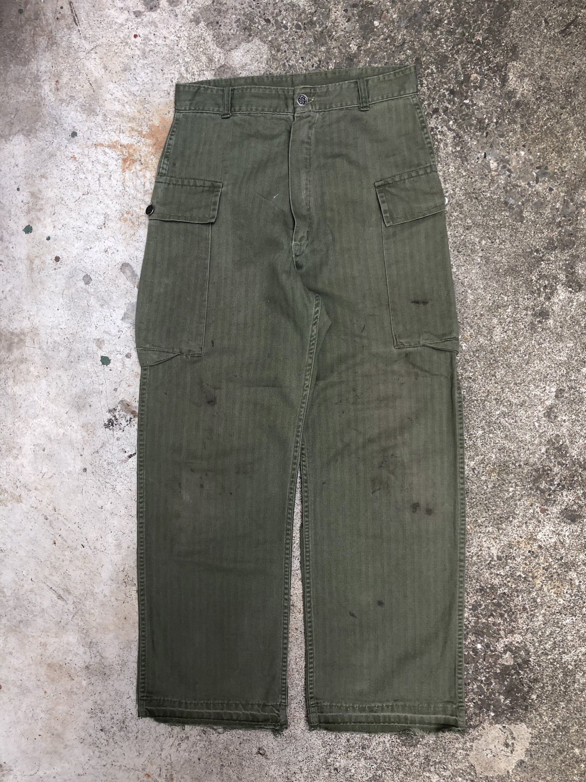 1950s WWII Faded US Army 13 Star Cargo Field Pants (28X27)
