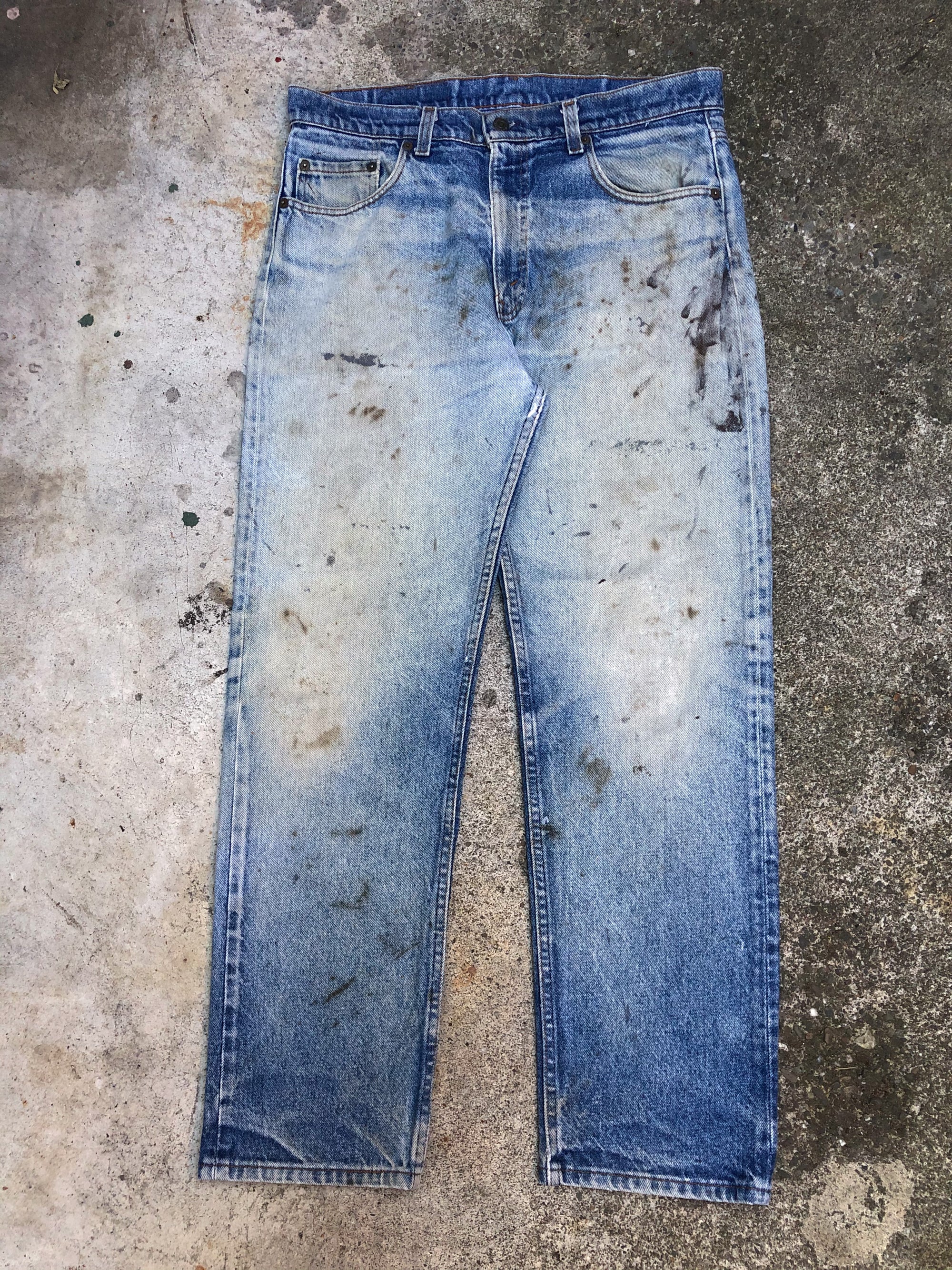 1980s Levis Dirty Faded Blue 505 (35X29)