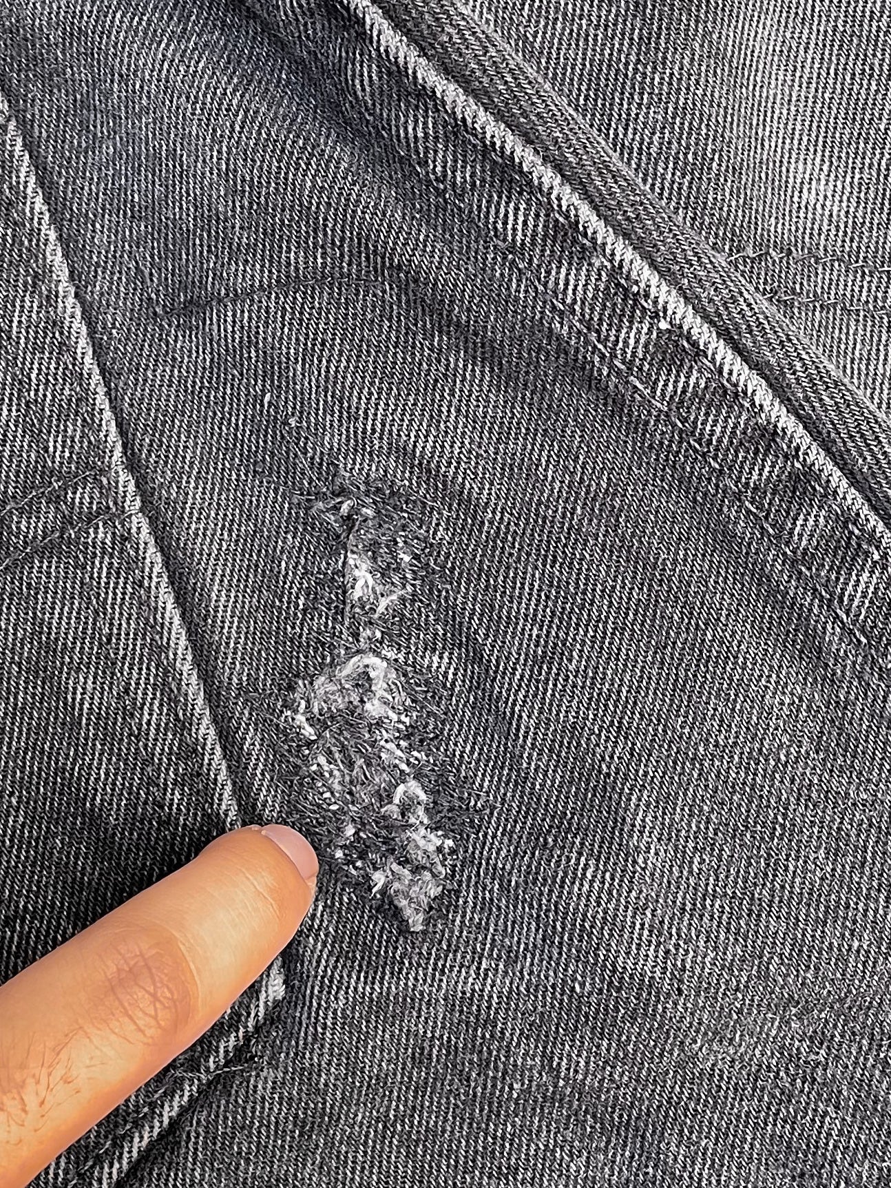 1990s Orange Tab Levi’s Repaired Faded Black 505 (32X33)