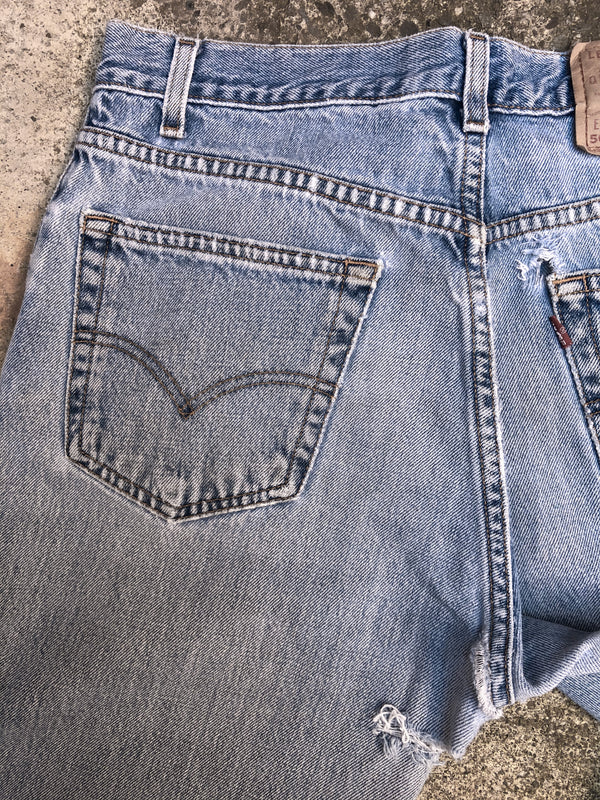 1990s Levis Faded Blue 505 Released Hem (31X33)