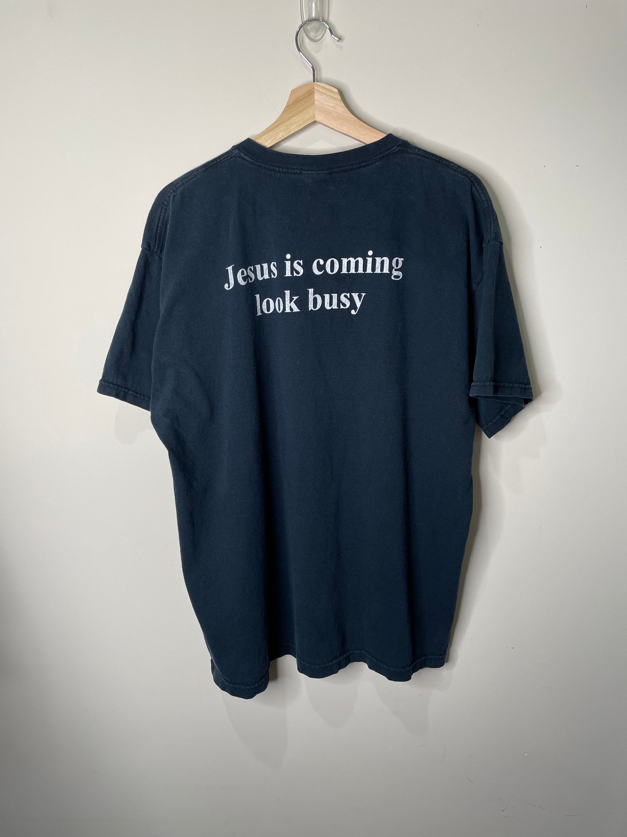 2000s “Jesus Is Coming Look Busy” Tee (XL)