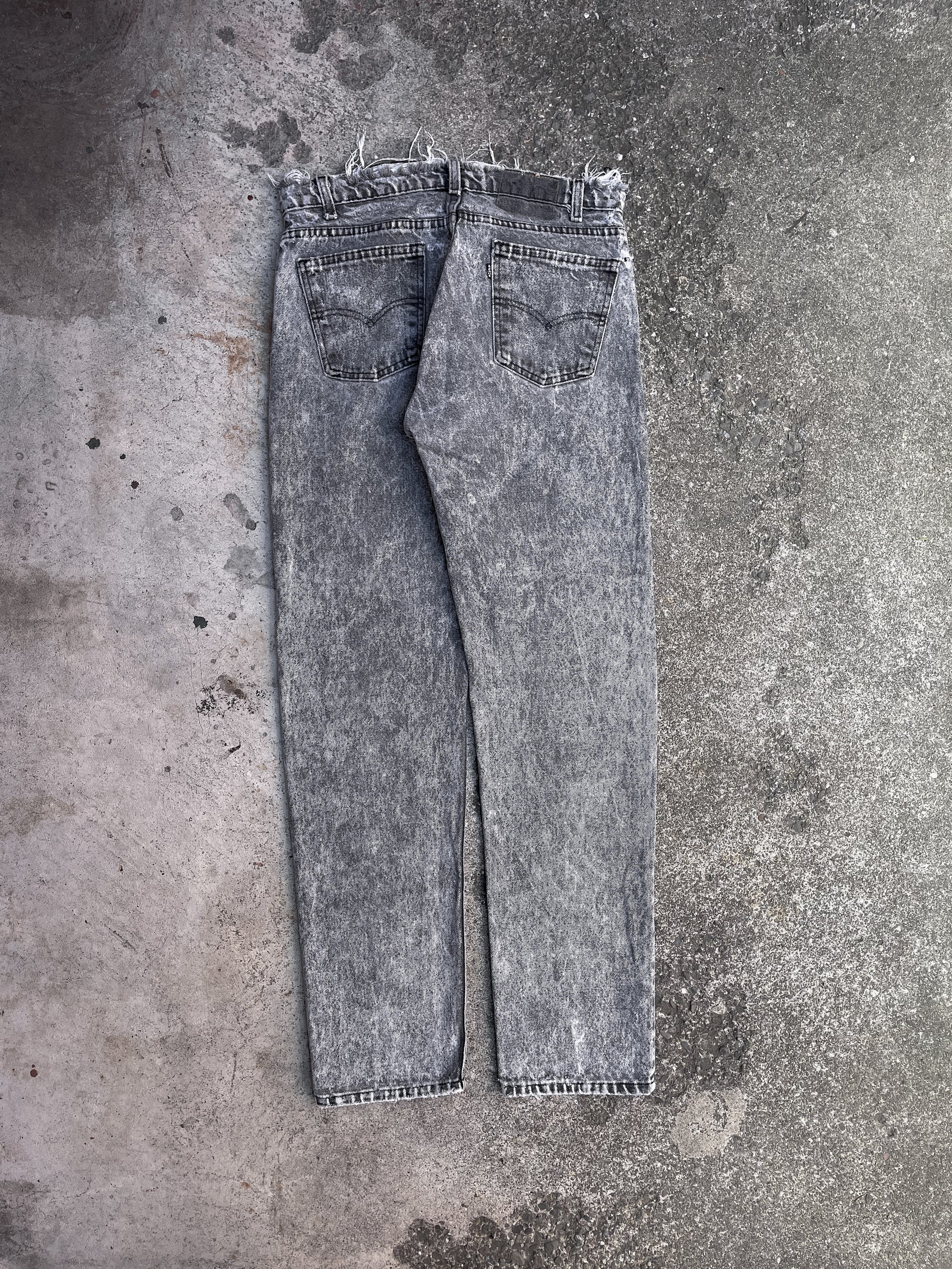 1980s Black Tab Levi’s Faded Grey Acid Wash 505 (31X31)