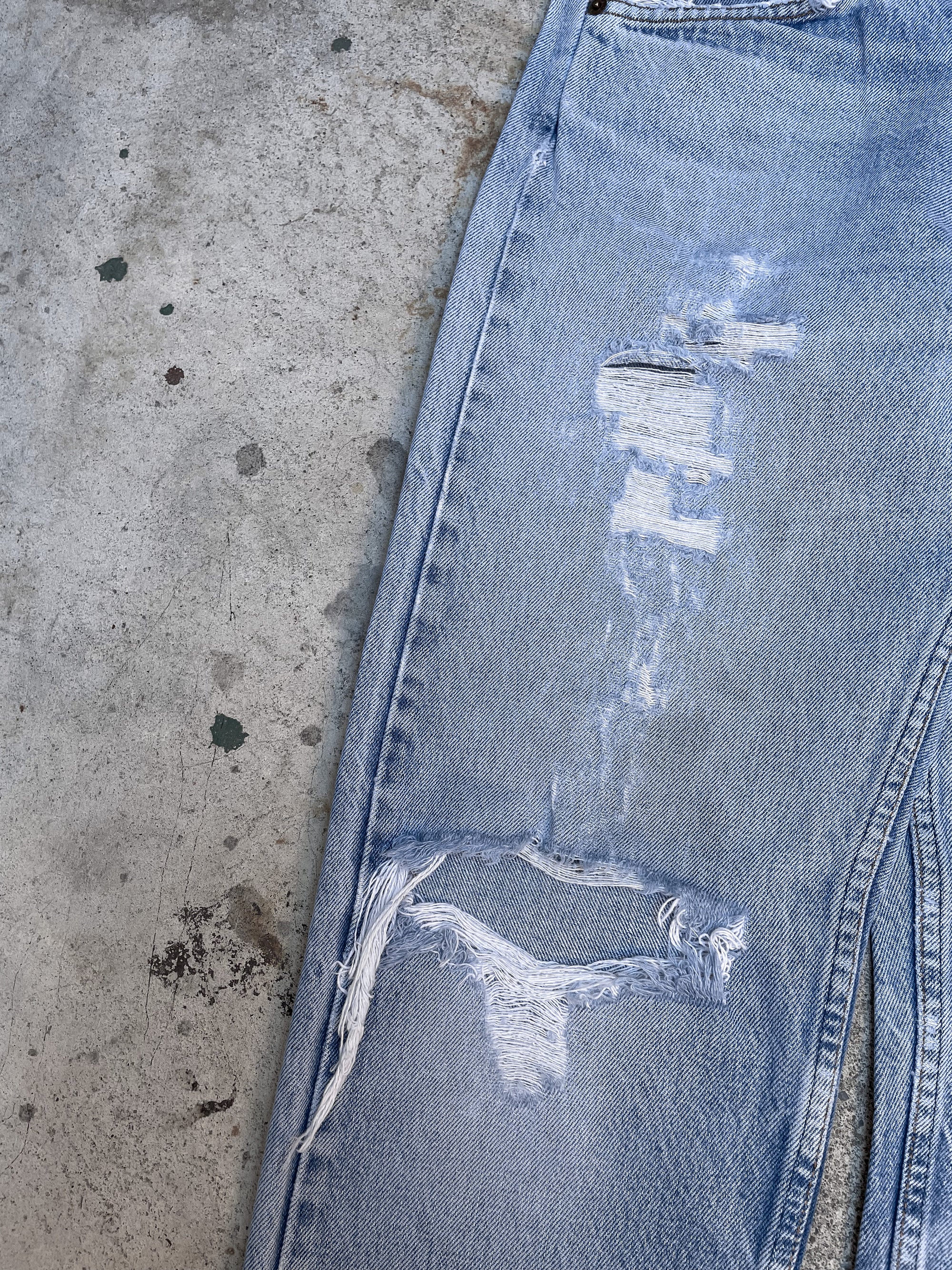 1980s Orange Tab Levis Distressed Faded Blue 505 Talon Zip (33X27)