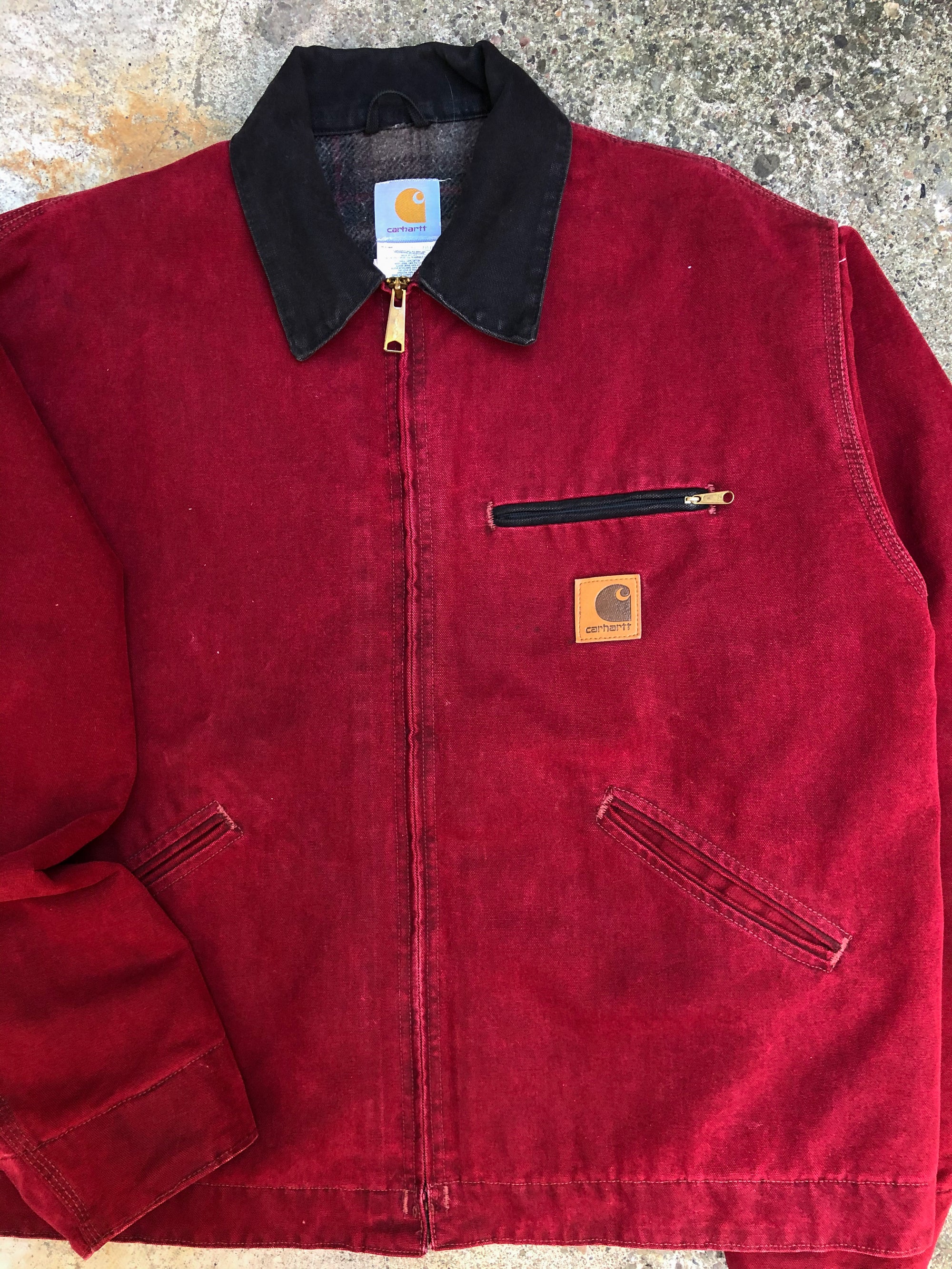 1990s Carhartt Crimson Red Lined Work Jacket (XL)