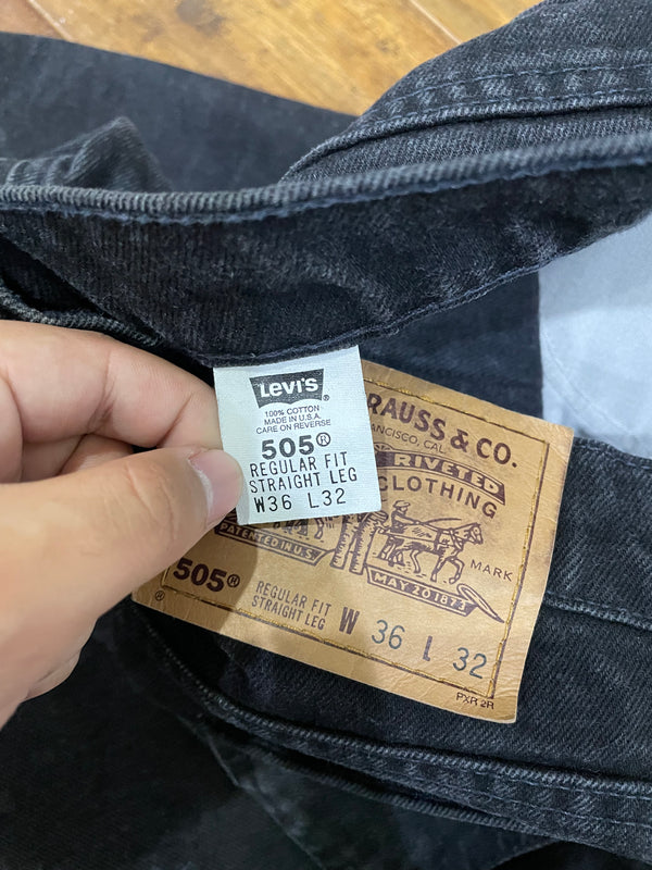 1990s Orange Tab Levi’s Black 505 (35X31)