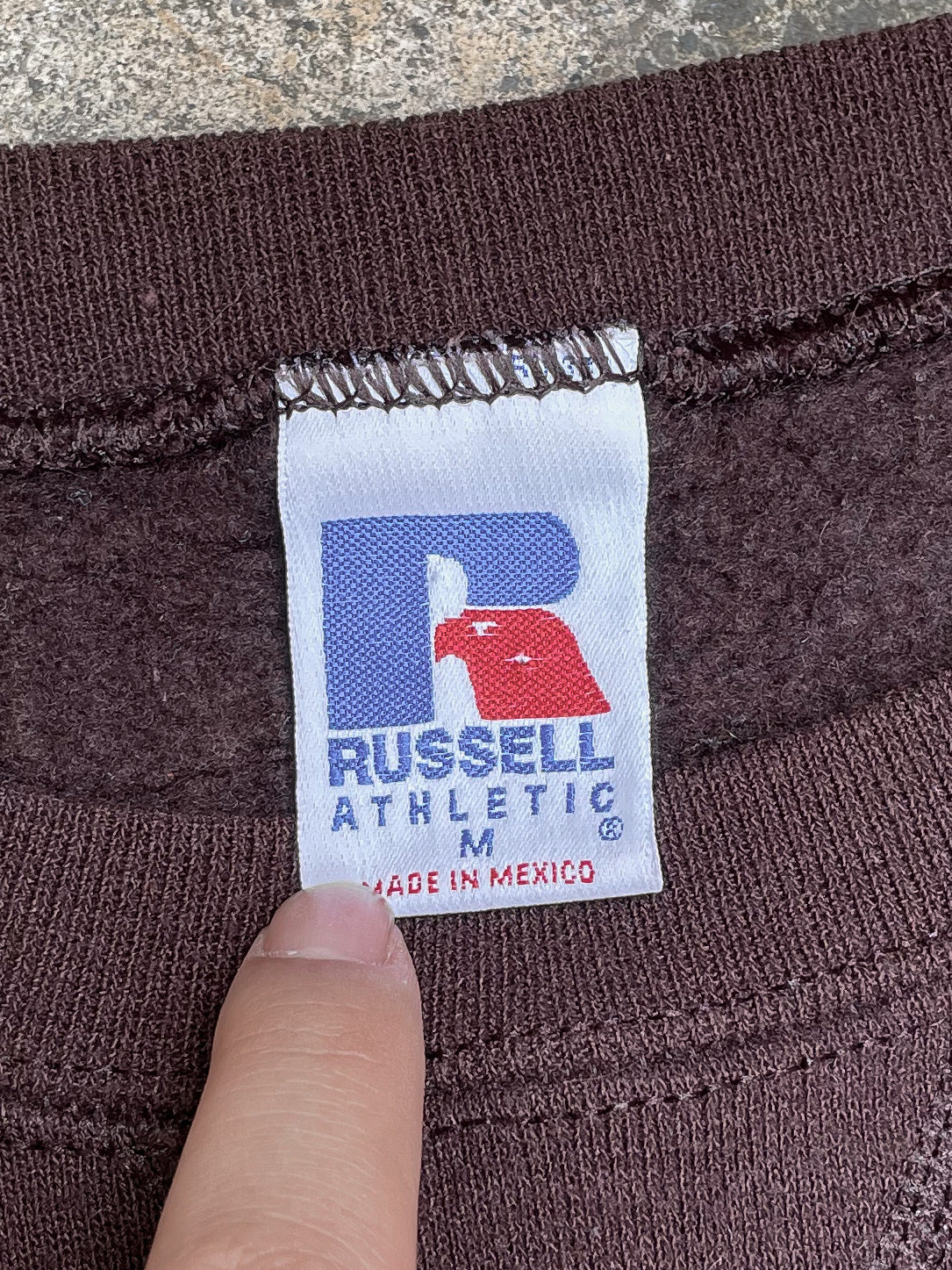 Vintage Russell Brown Blank Sweatshirt (M)