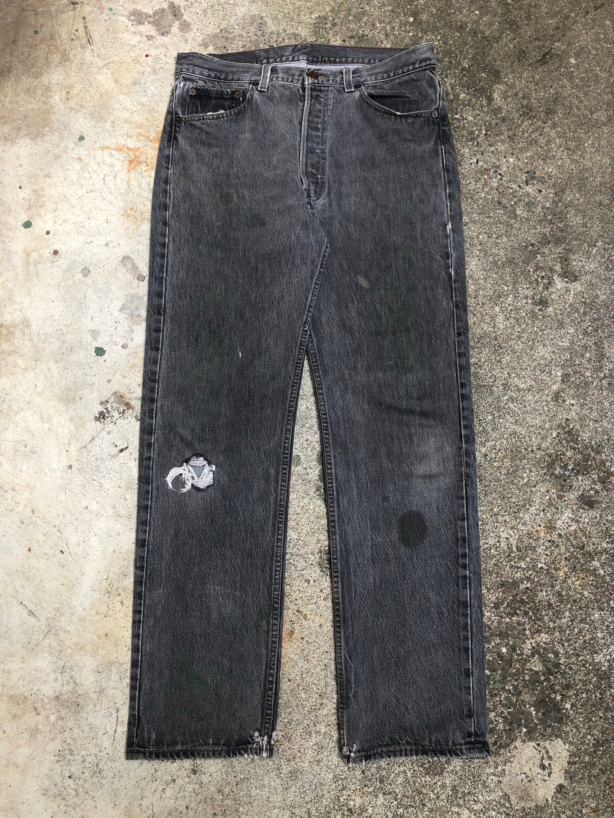 1990s Worn In Dark Grey Levis 501 (32X31)