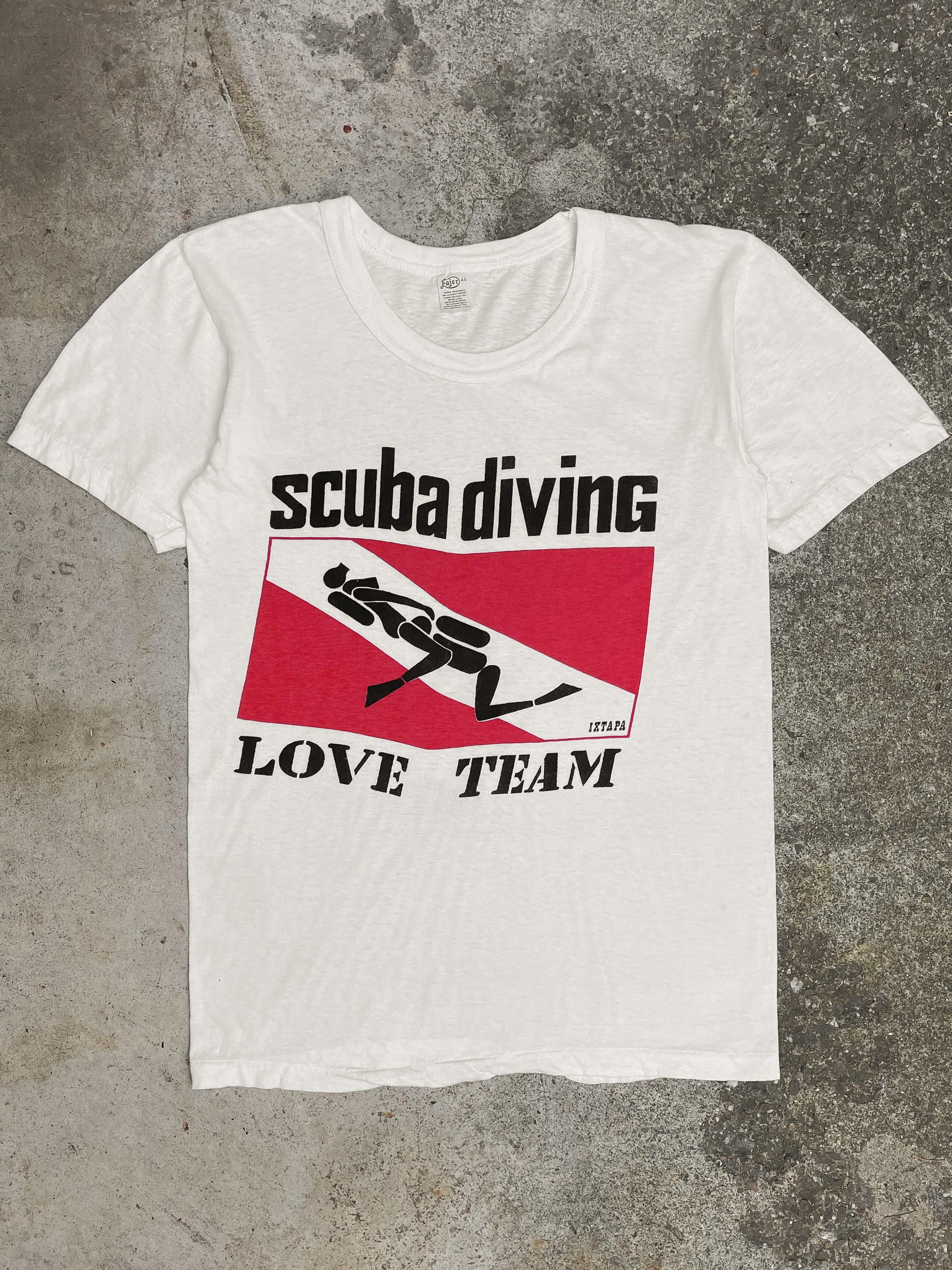 1980s “Scuba Diving Love Team” Single Stitched Tee (S/M)